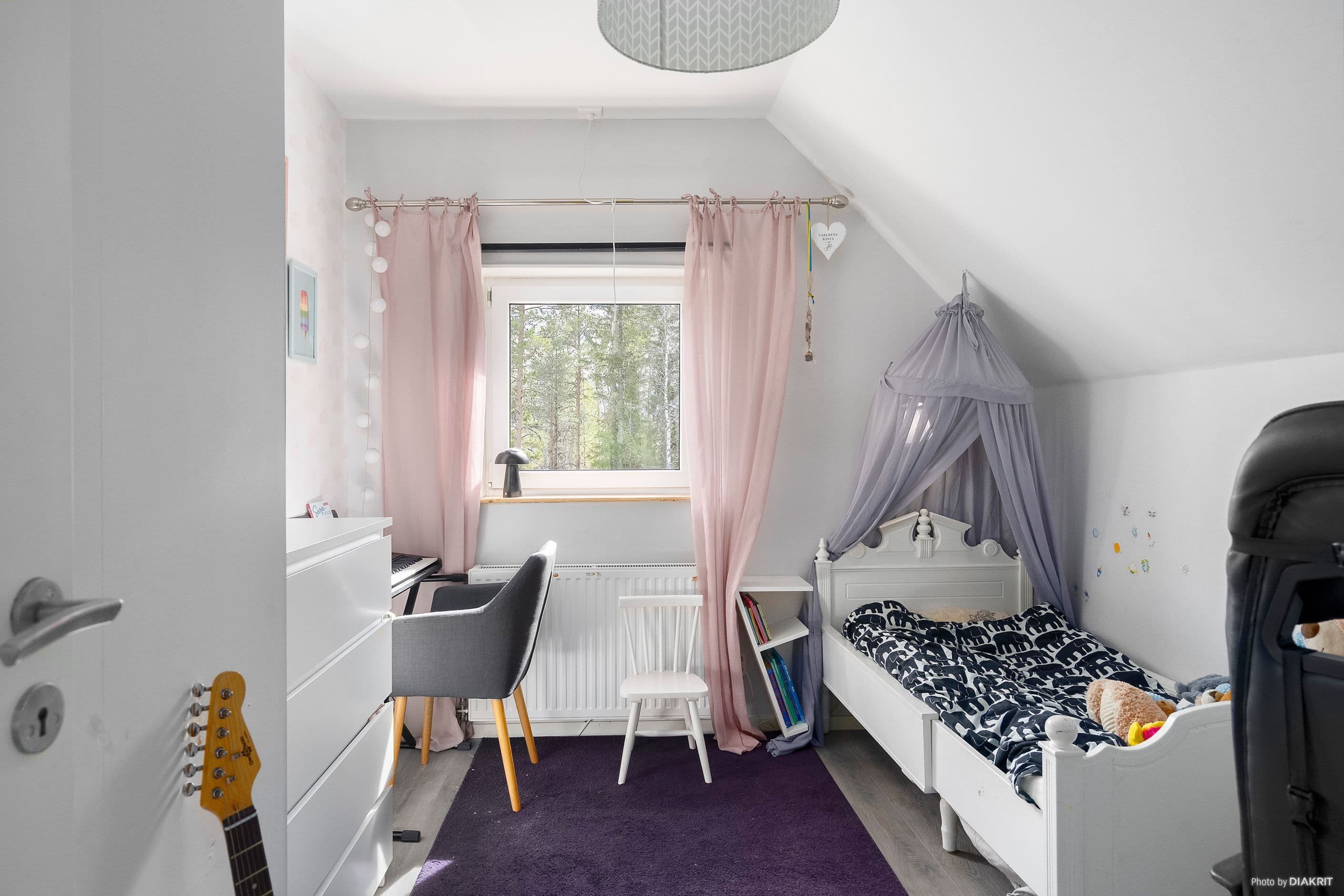  Sovrum 3 övervåningen