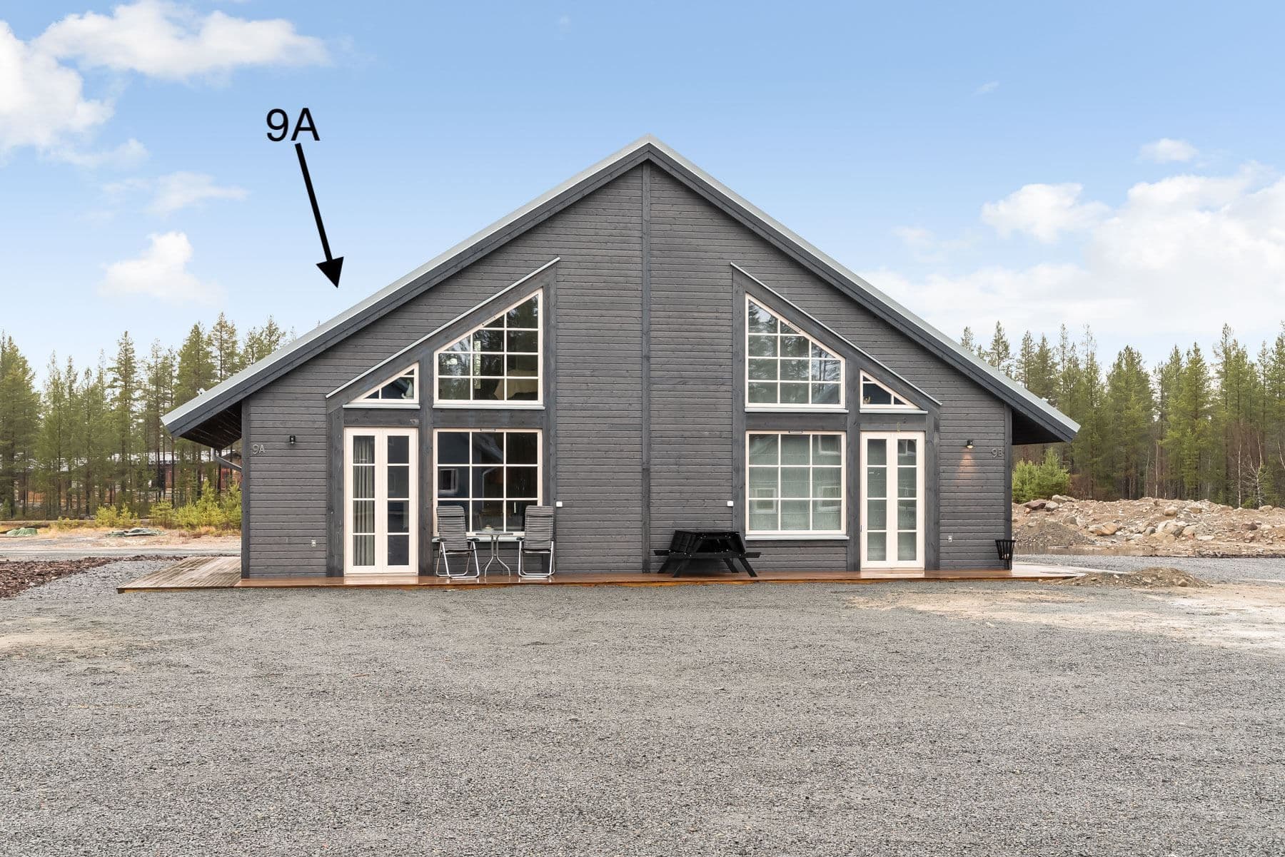 Huset med 2 bostadsrätter