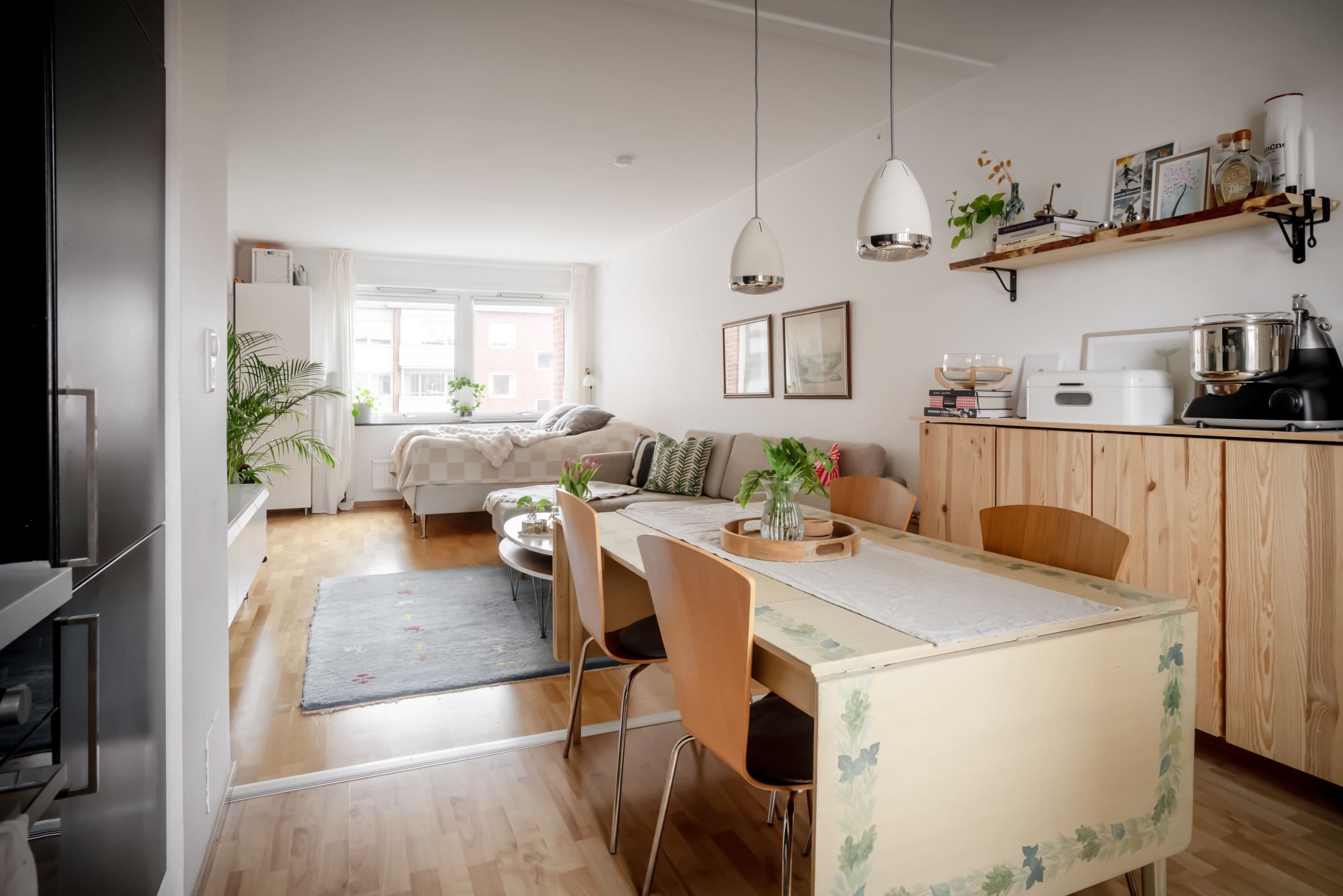 Plats för stort köksbord