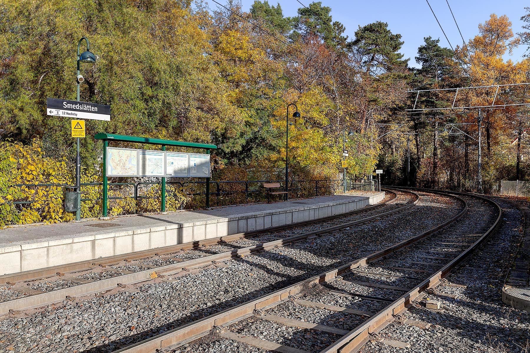 12:ans spårvagnsstation i närheten