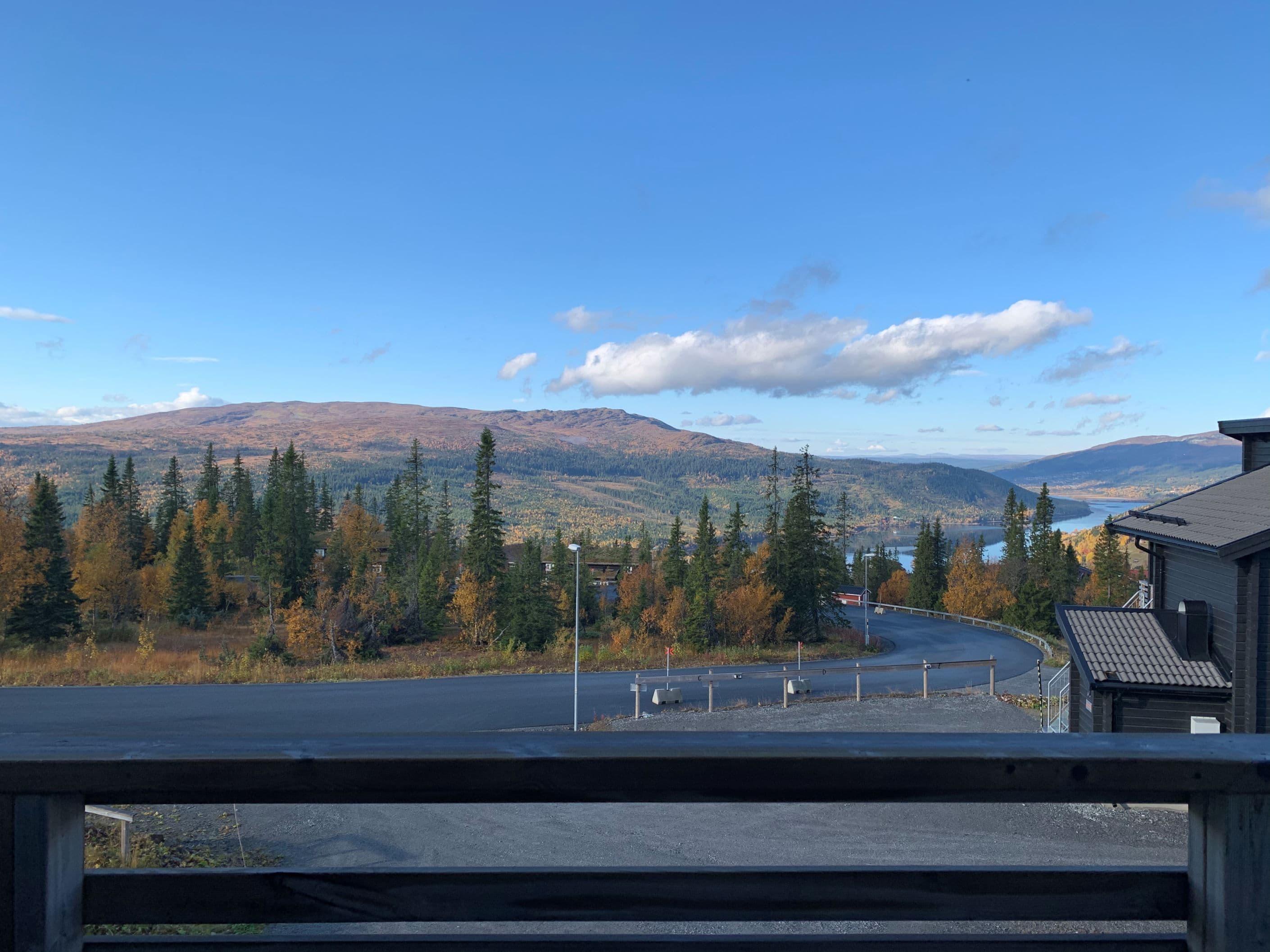 Utsikt över fjällen och Åresjön