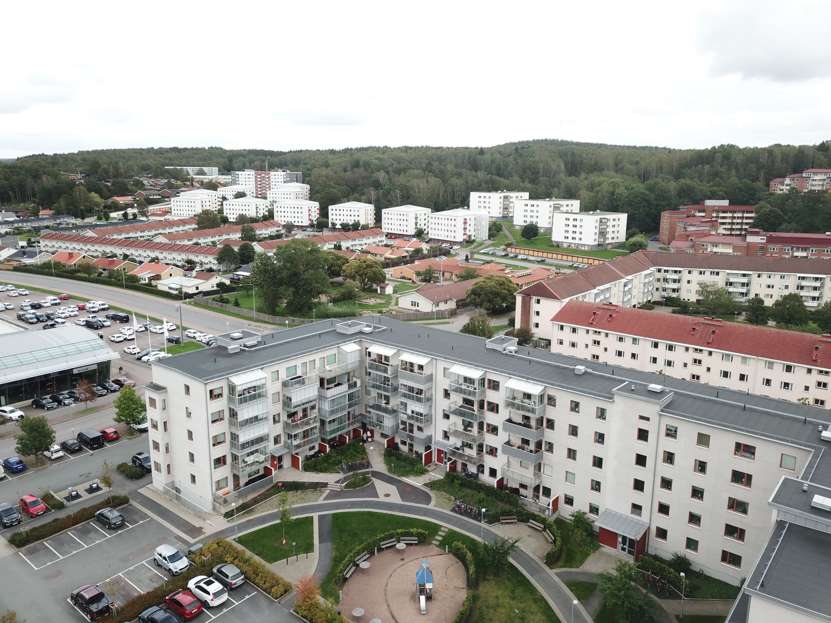 Innergård i perfekt solläge.