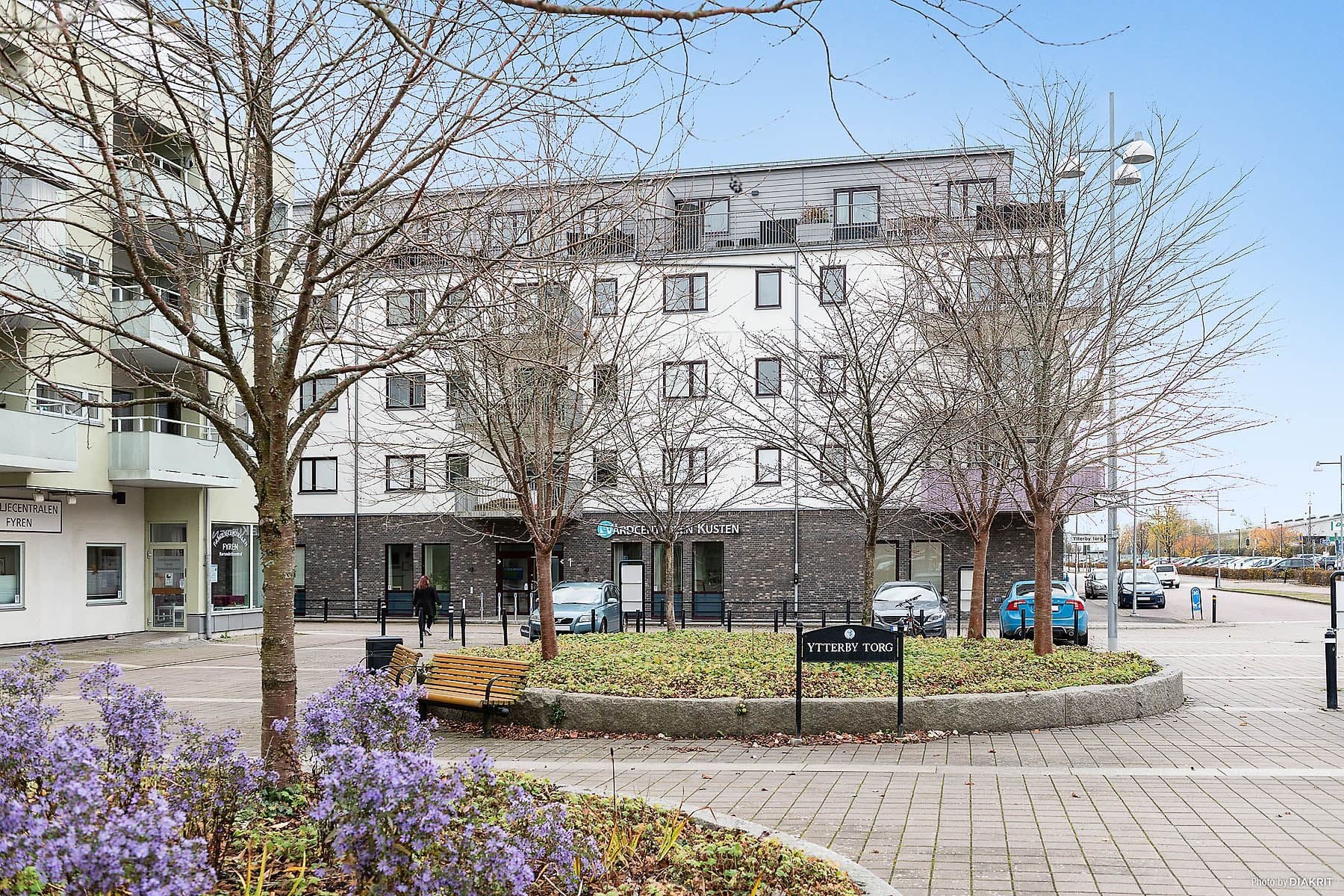 På Ytterby torg finns det mesta man kan tänkas behöva.