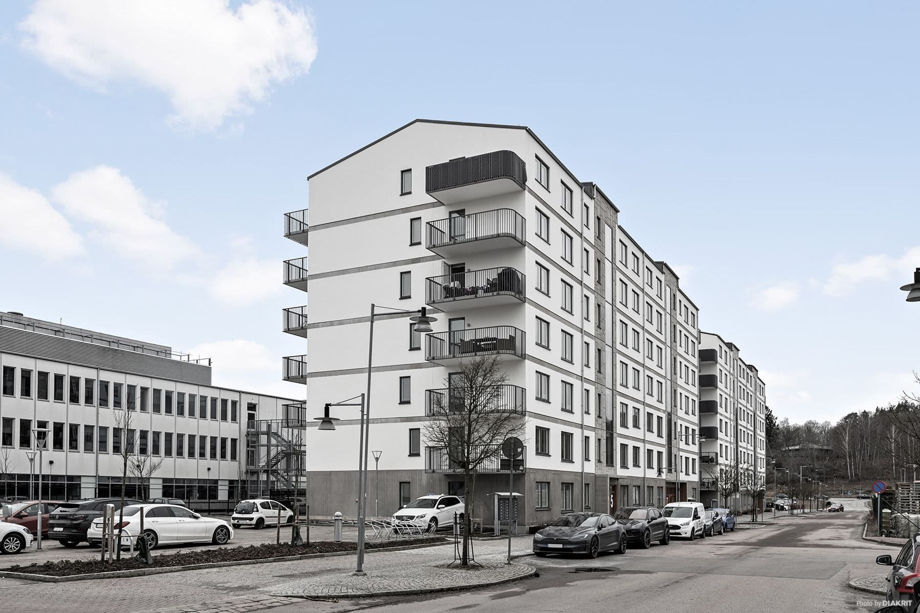 Brf Dansa och Sjunga ligger på "platten" med närhet till det mesta.