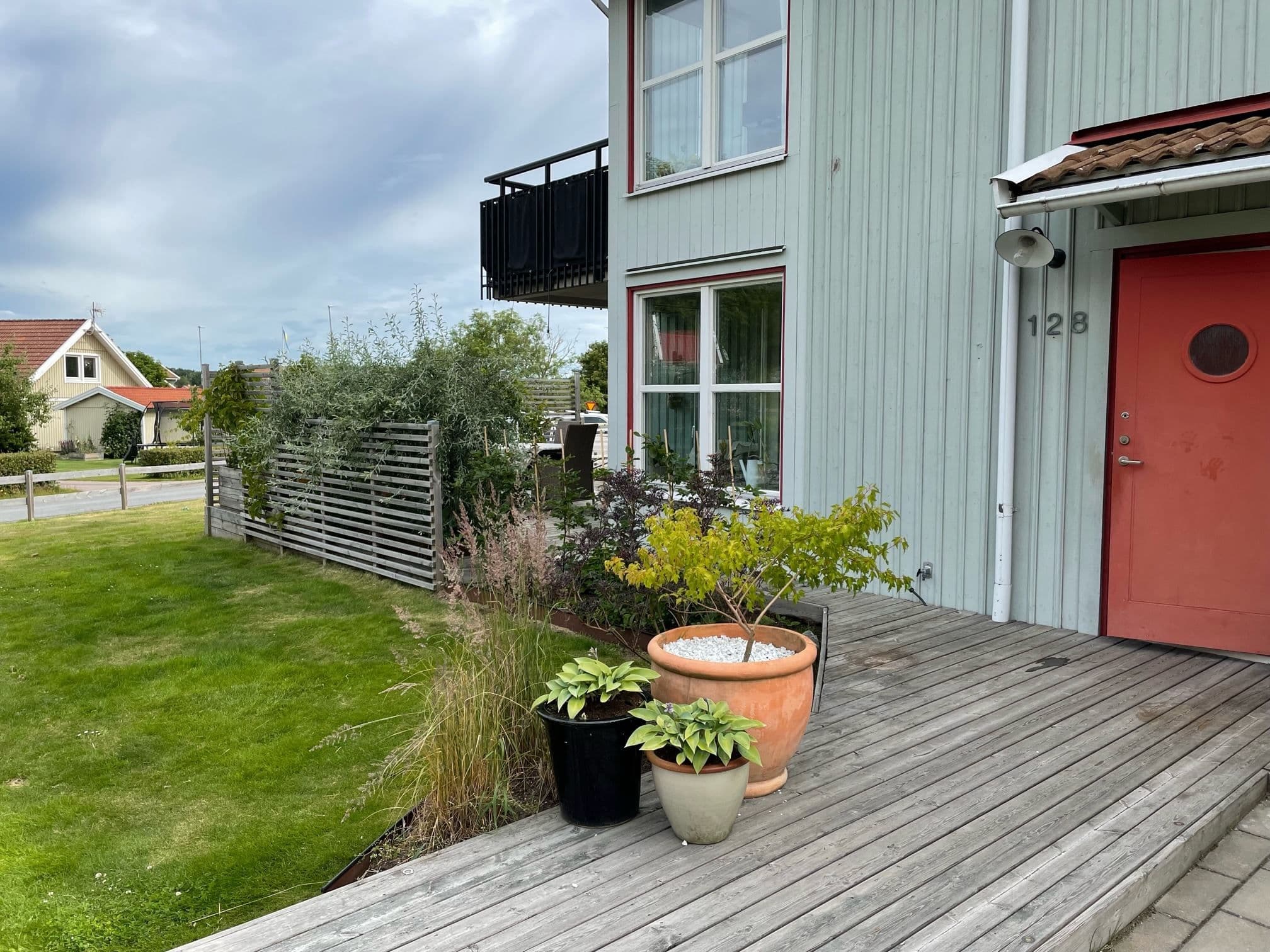 Välkomna till 128:an. Säljarens bild.