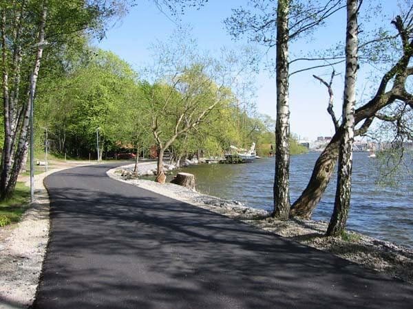 Huvudsta strandpromenad