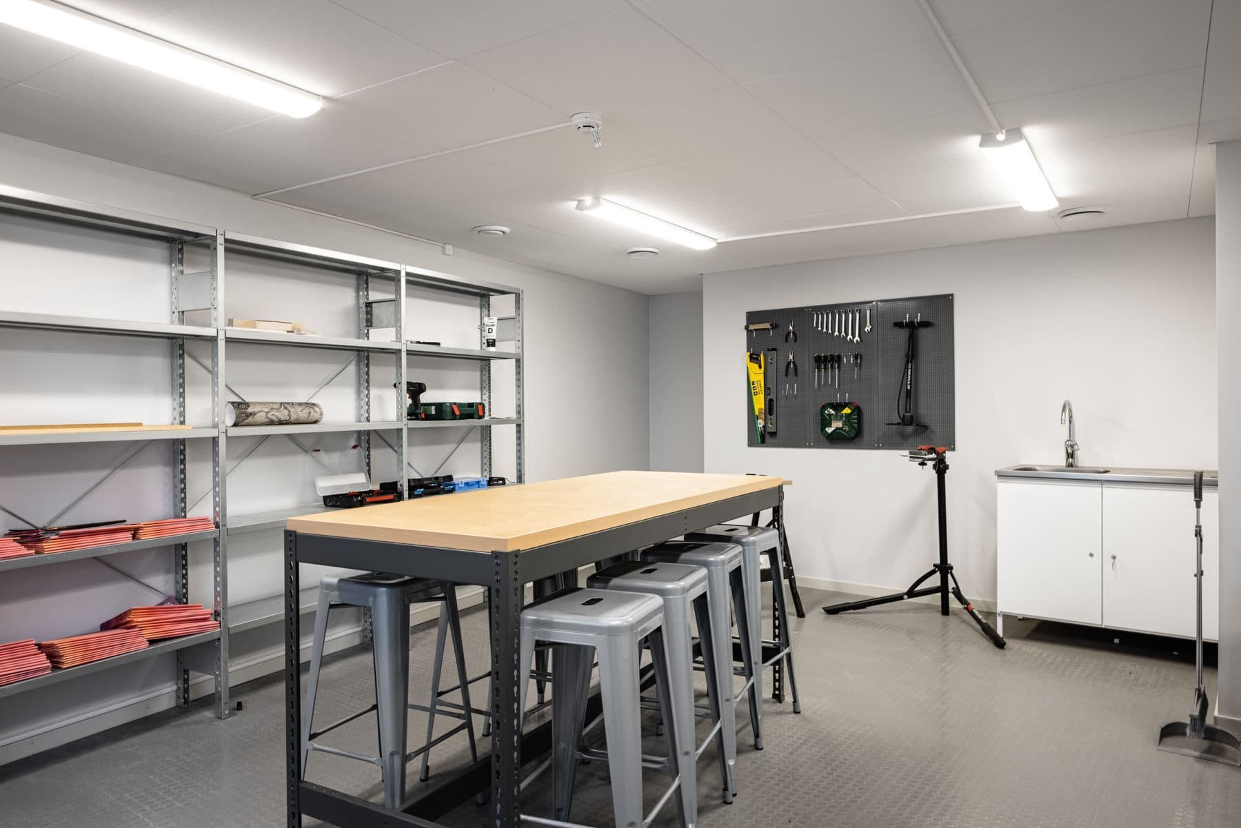 Föreningens hobbyrum/verkstadsrum
