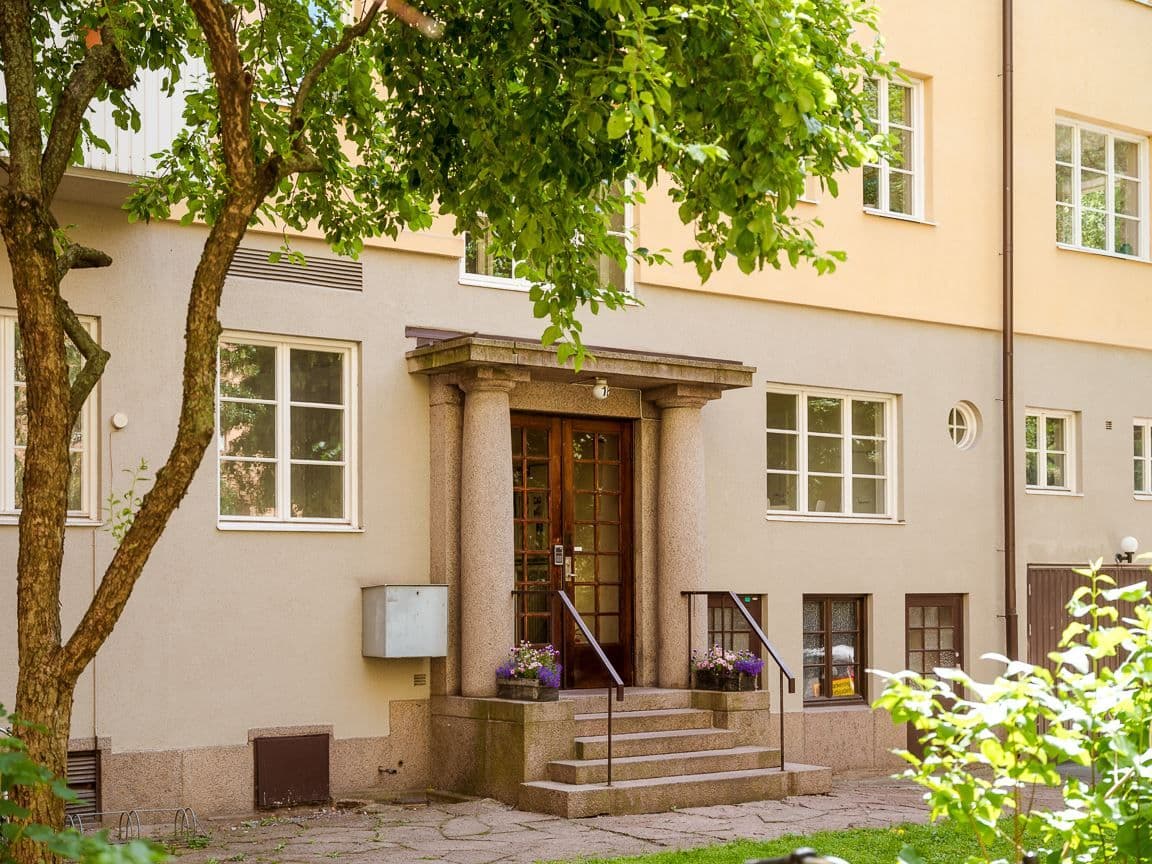 Tidstypisk vacker byggnad från början av 1930-talet