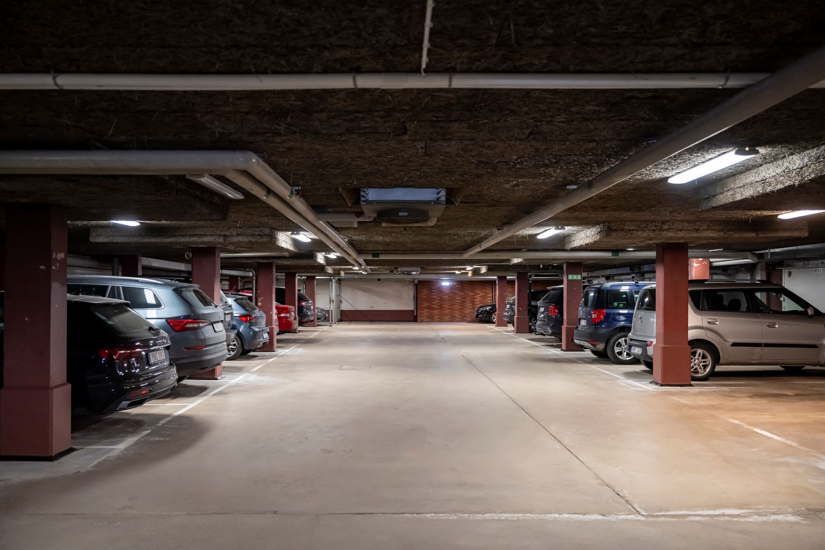 Föreningens rymliga garage