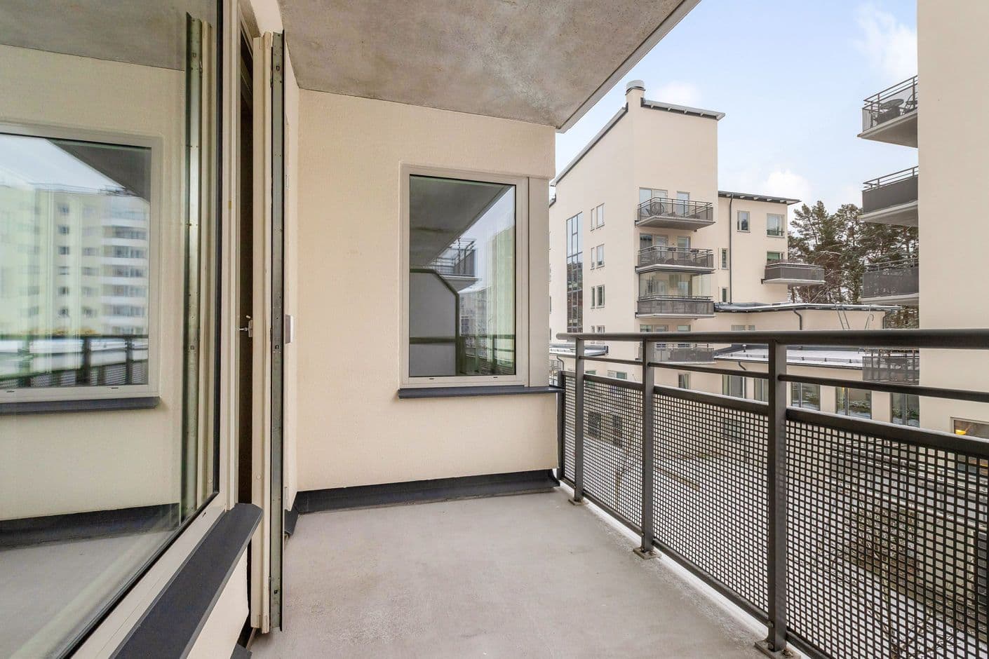 Östra Banvägen 76, 2tr