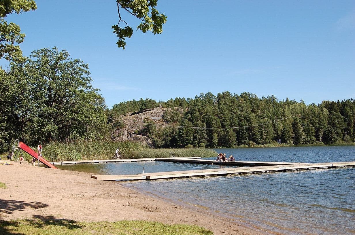 Ängsholmsbadet sommar 3
