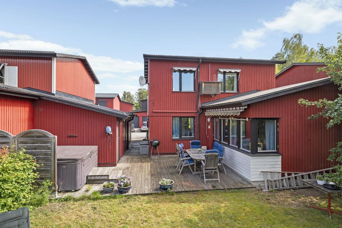 Manganvägen 8