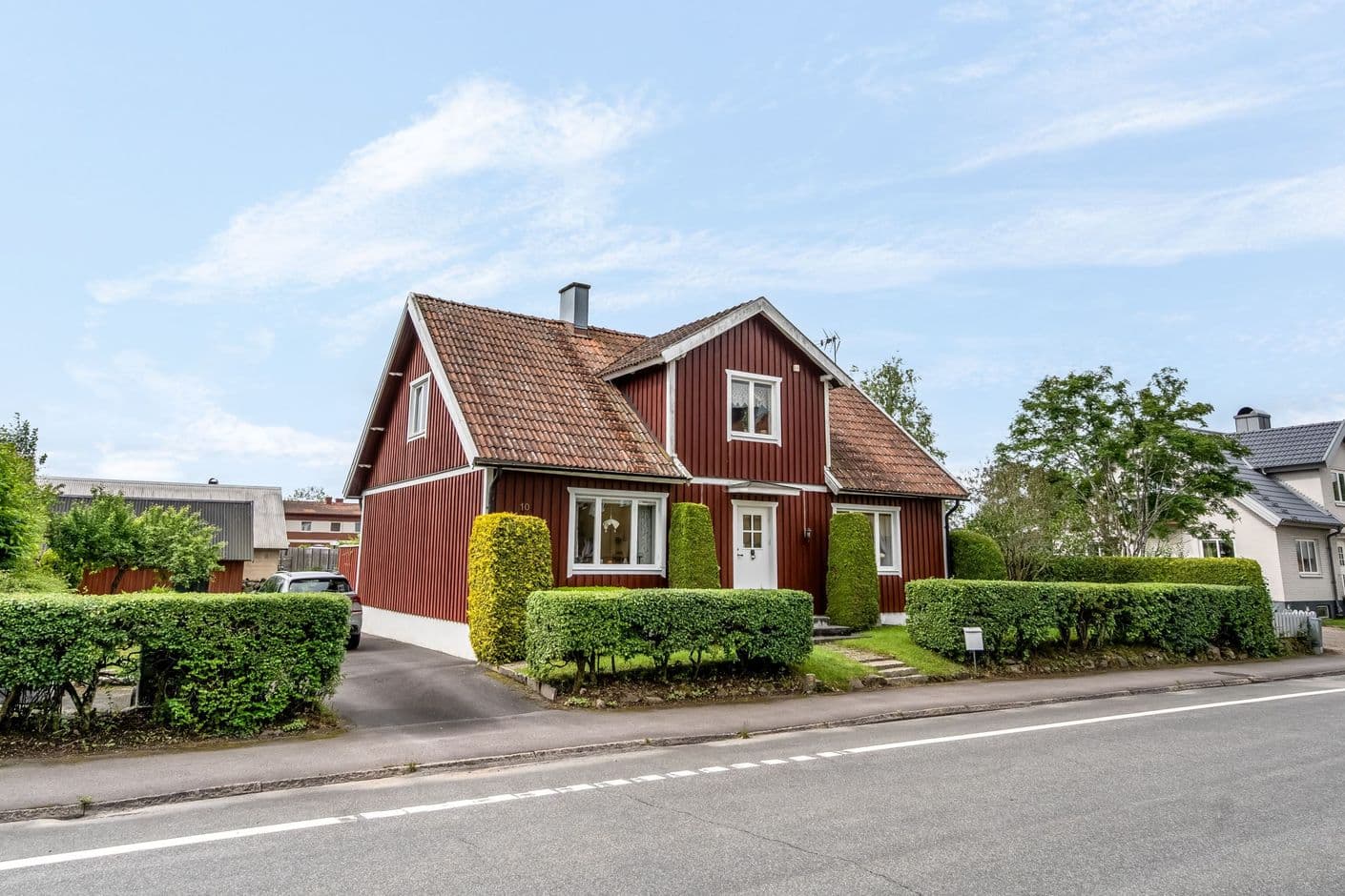 Karlavägen 10