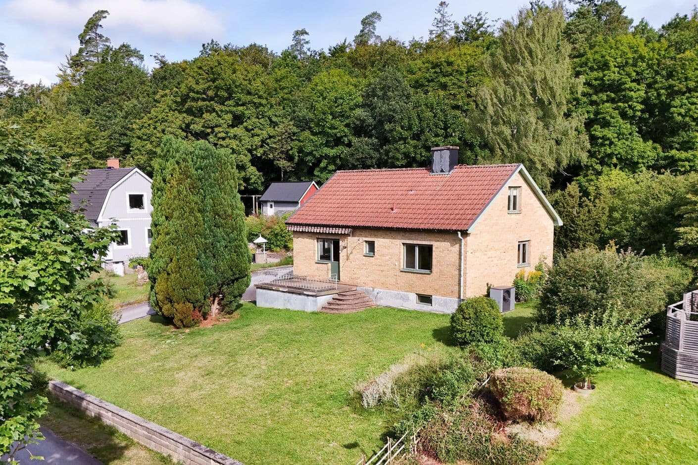 Hejans väg 18