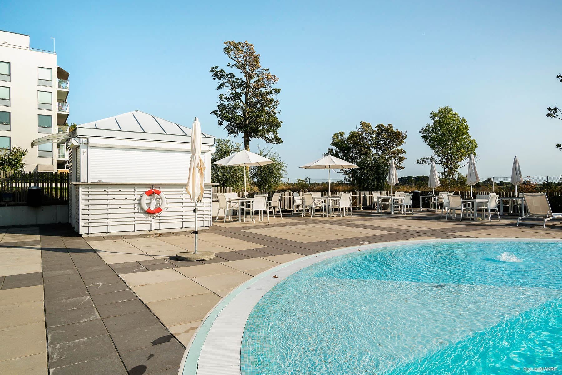 Utomhuspool kalk & spa