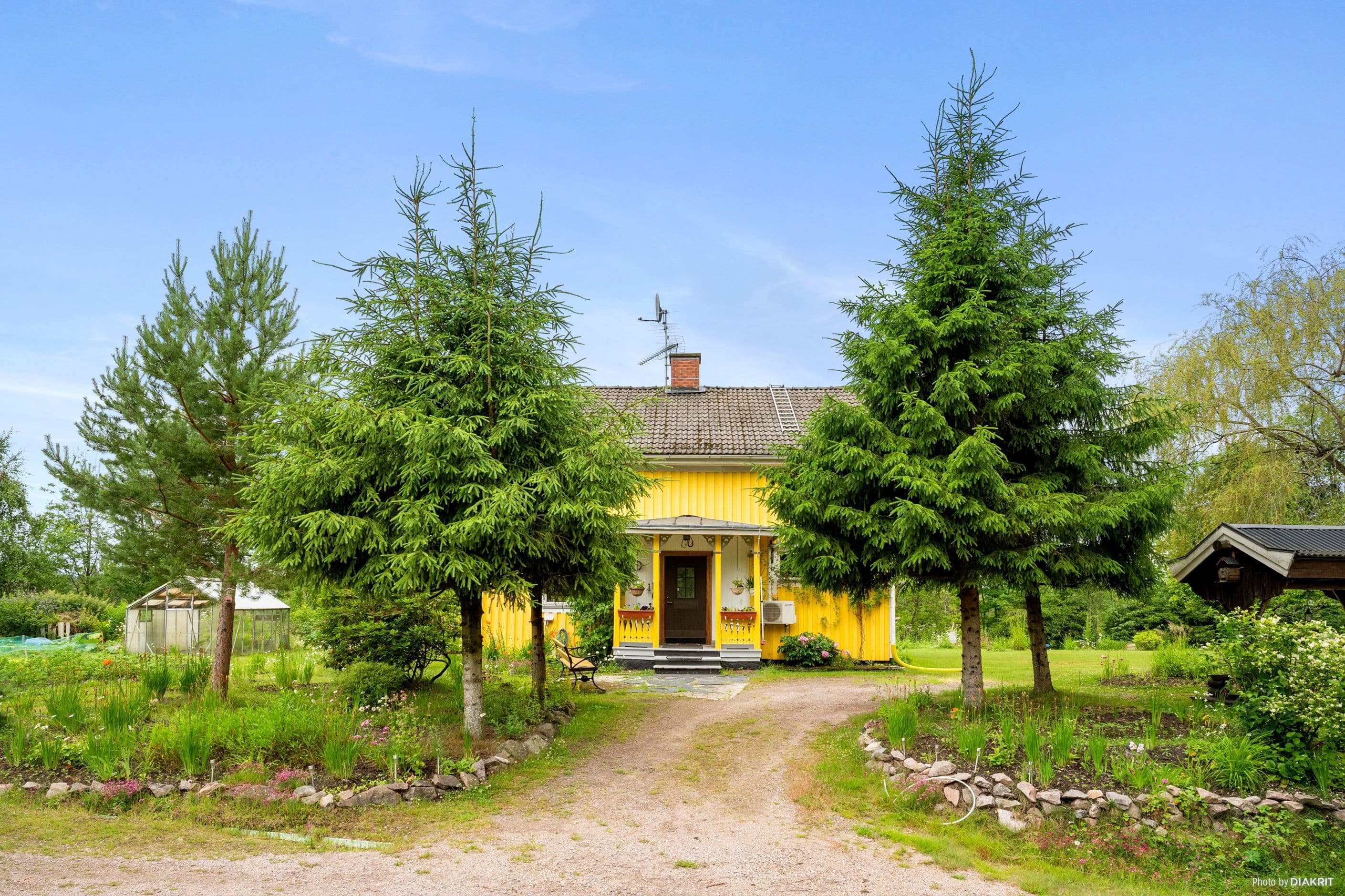 Inbjudande infart till huset