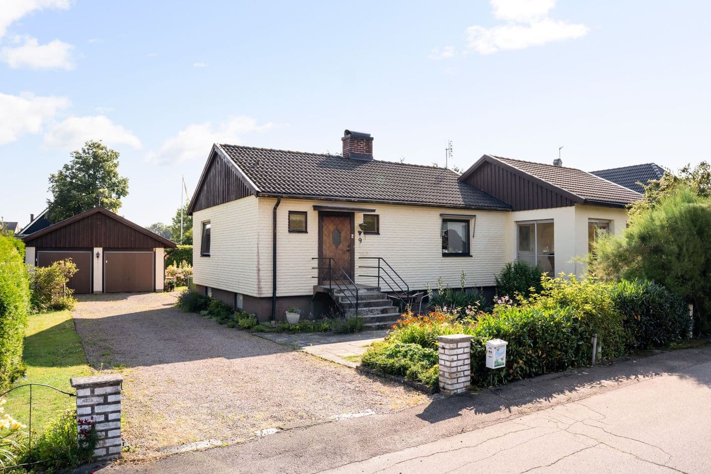 Lidvägen 9