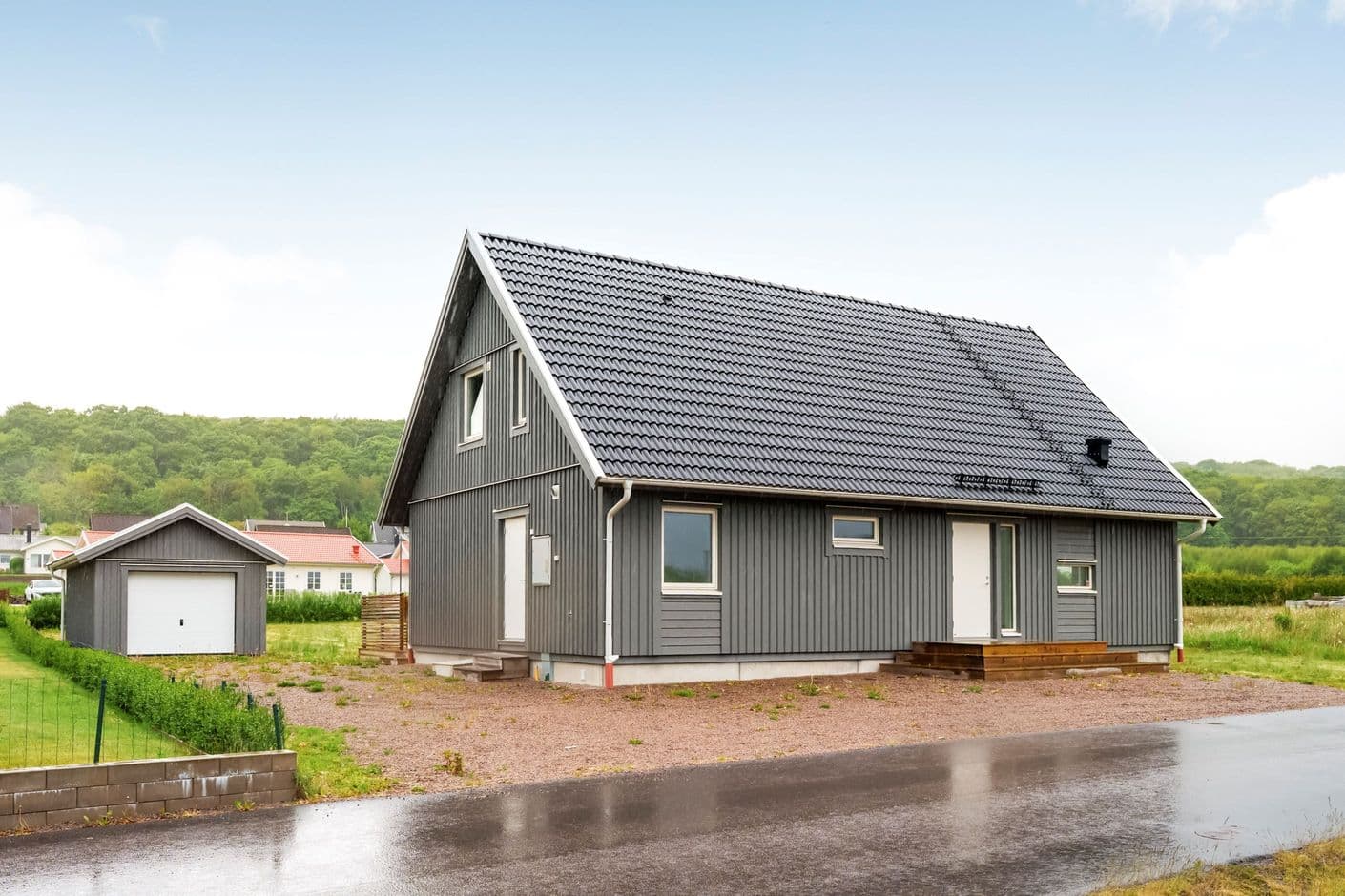 Agatvägen 6