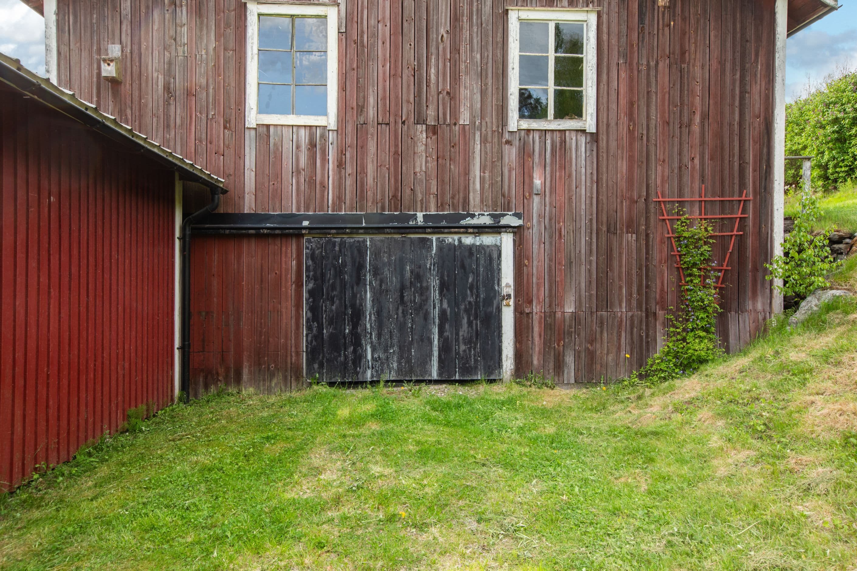 Loge/garage/förråd