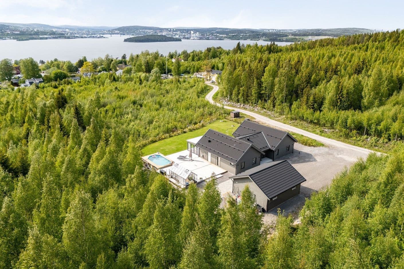 Korvettvägen 44