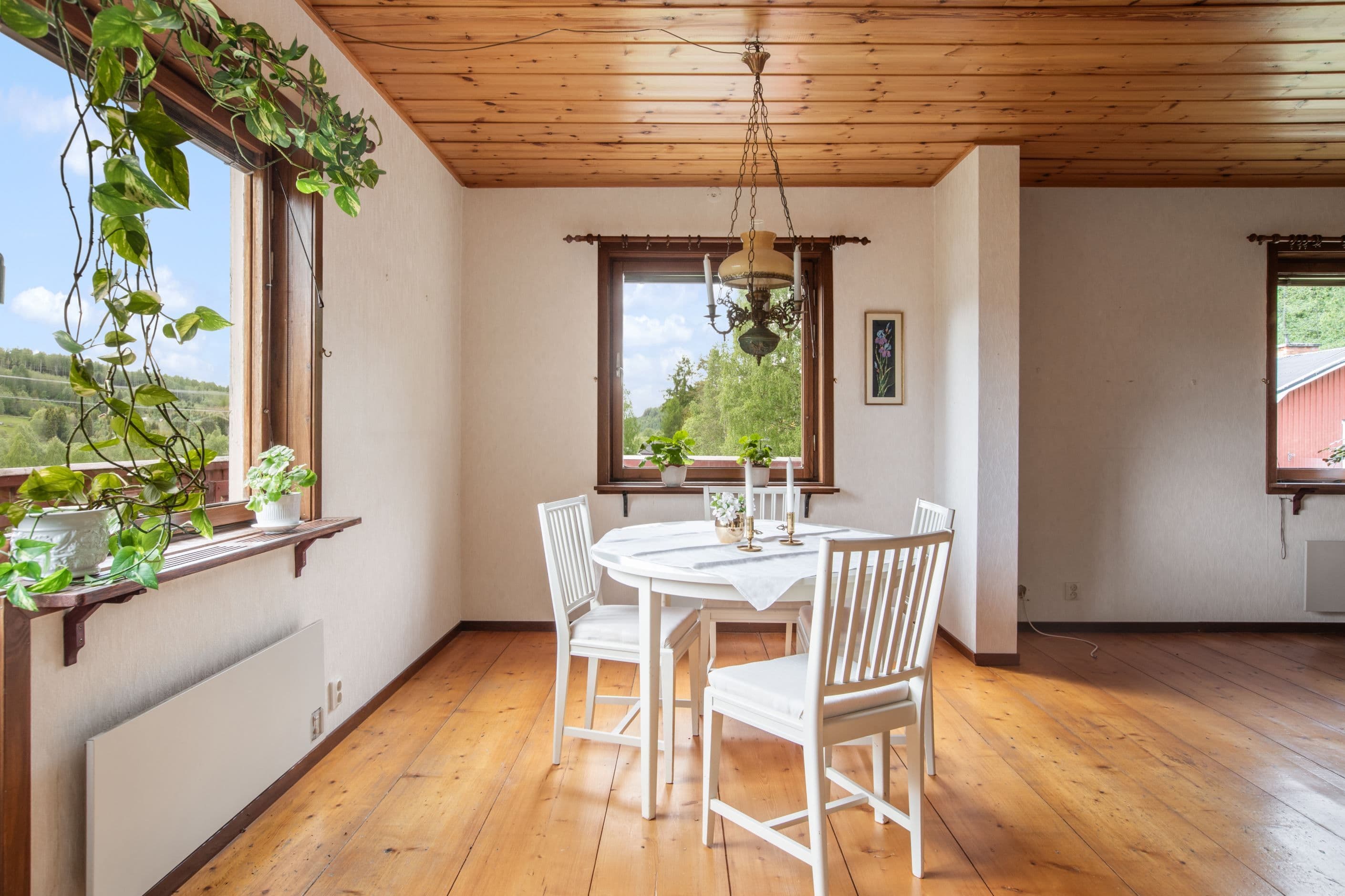 Matplats i vardagsrummet