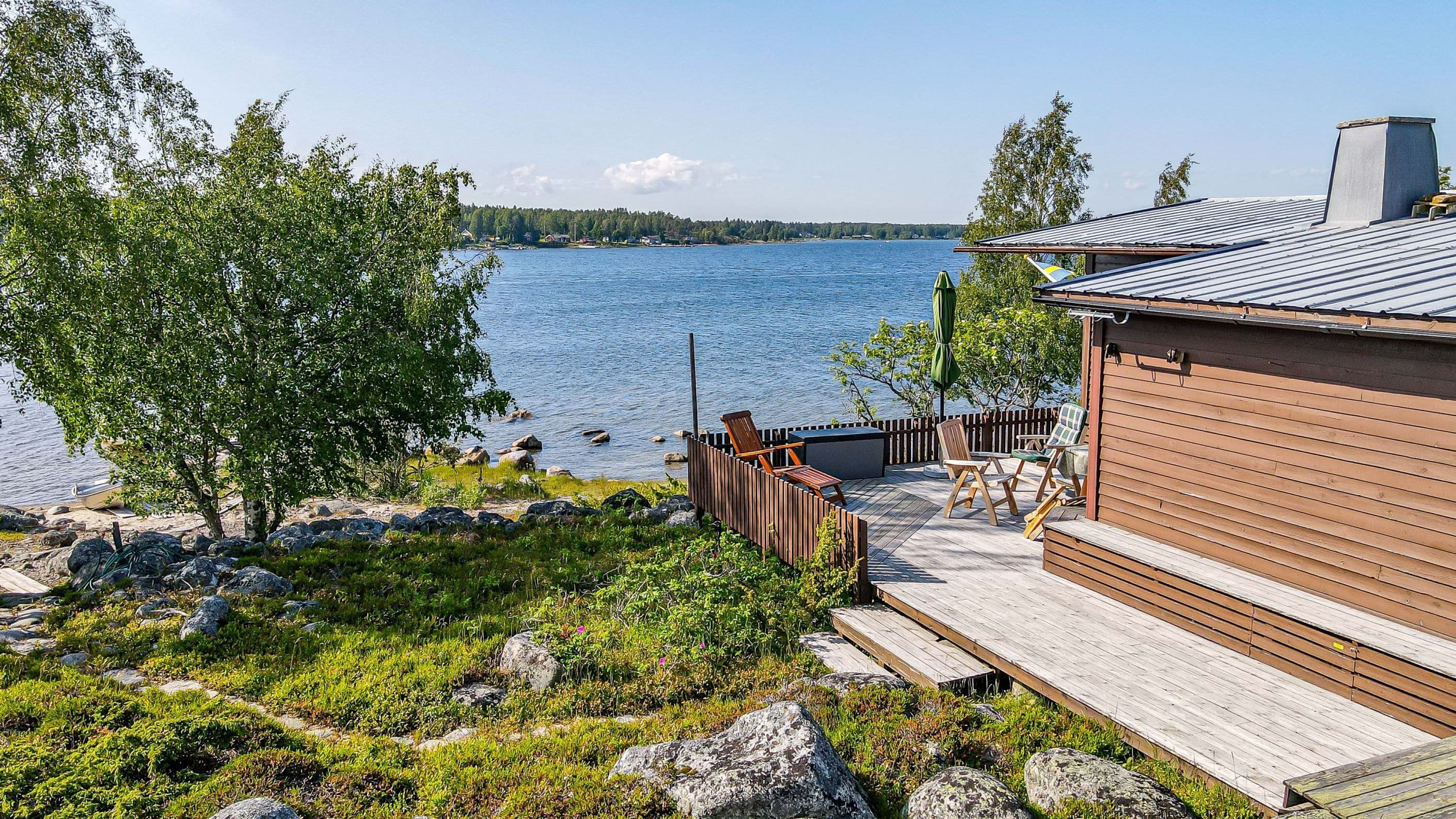 Utsikt från altanen