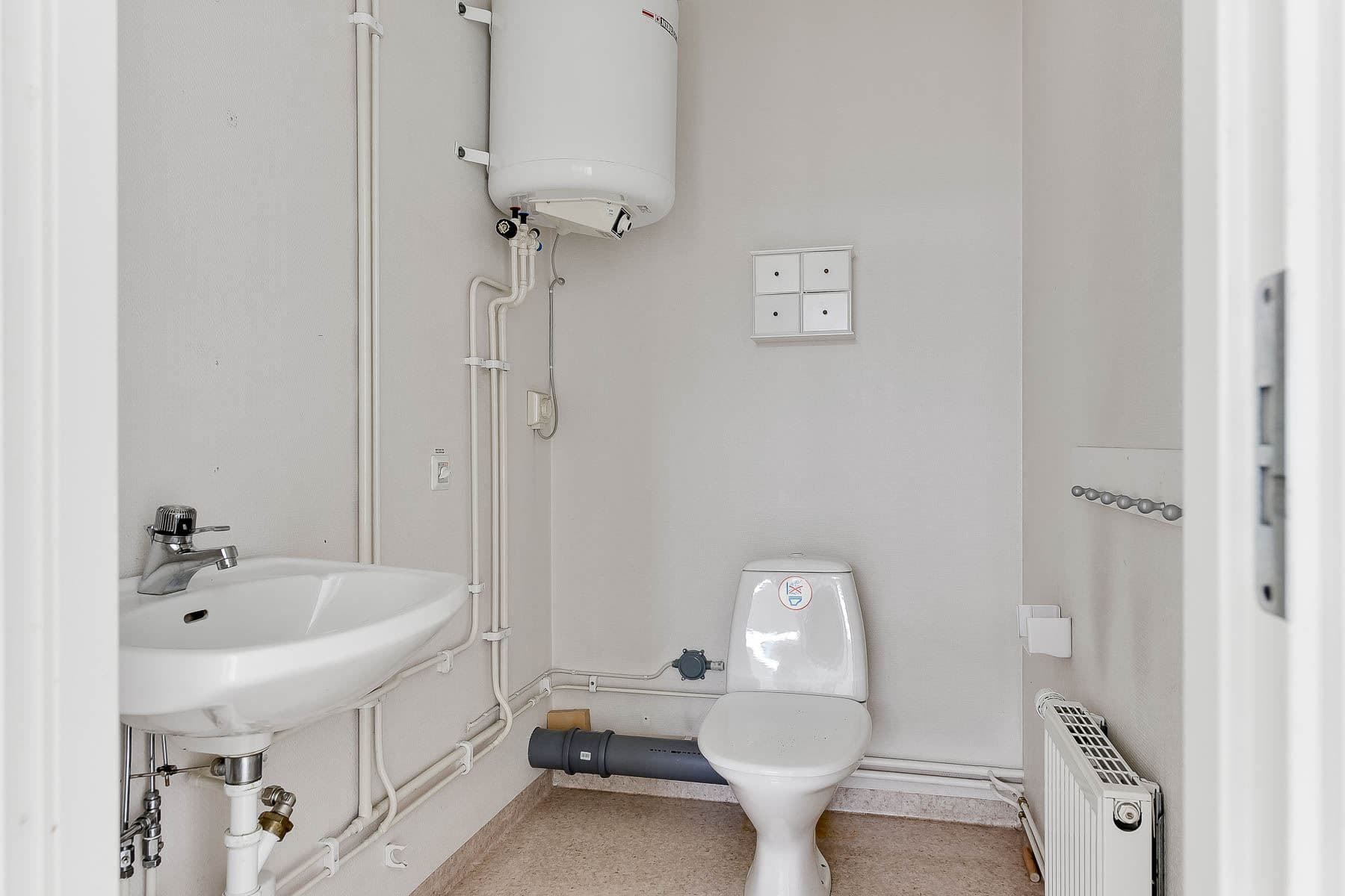 Wc - huvudbyggnad