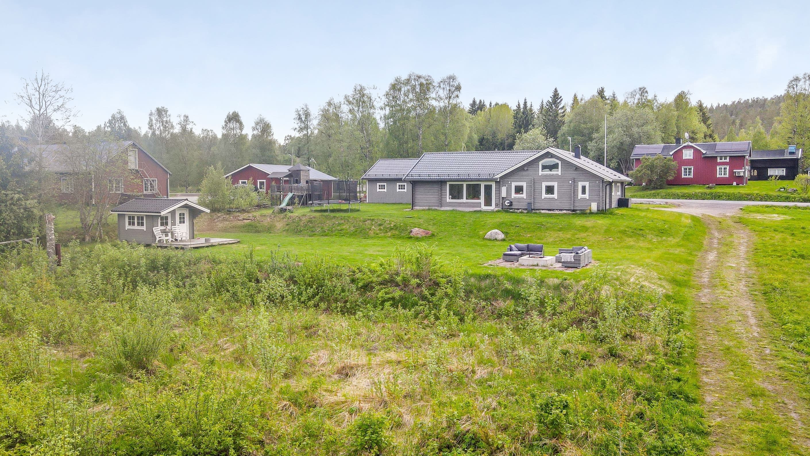 Blomåker 32 - baksida