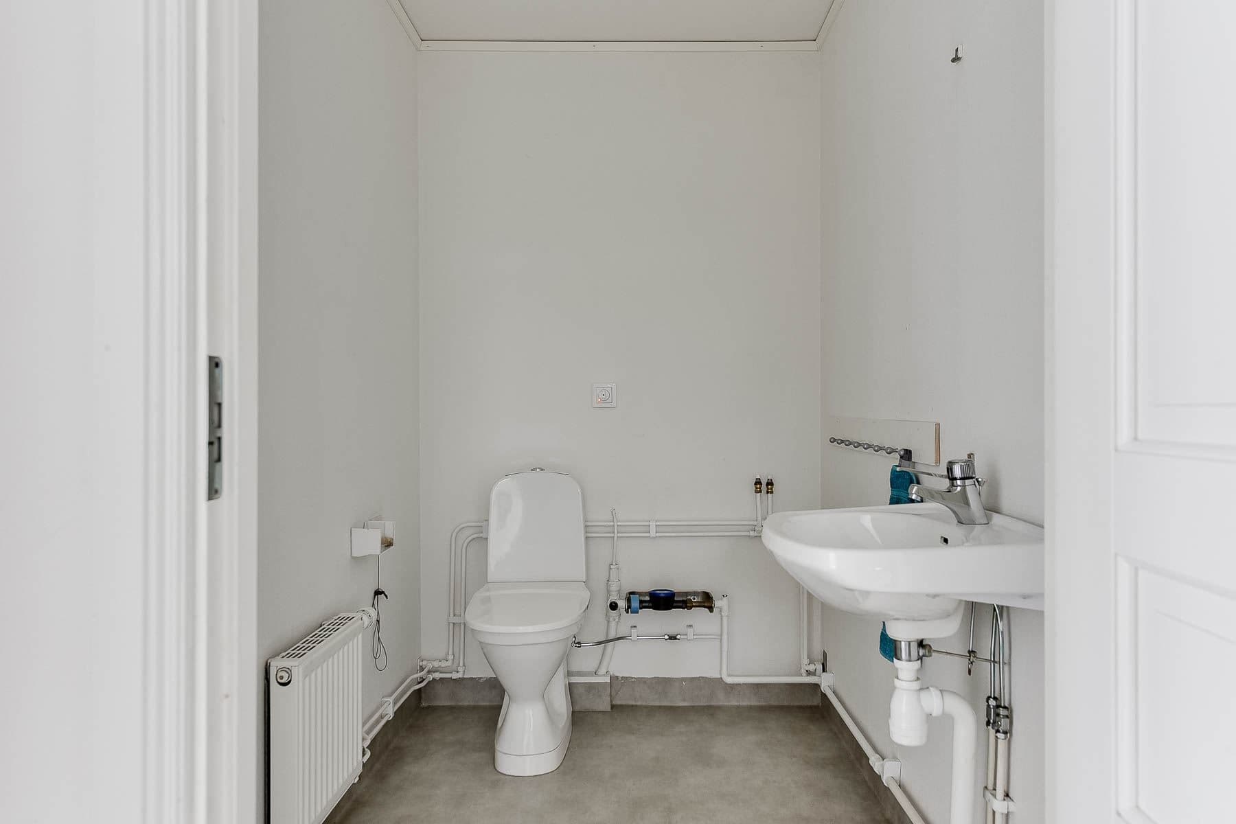 Ett av två wc - Annexet