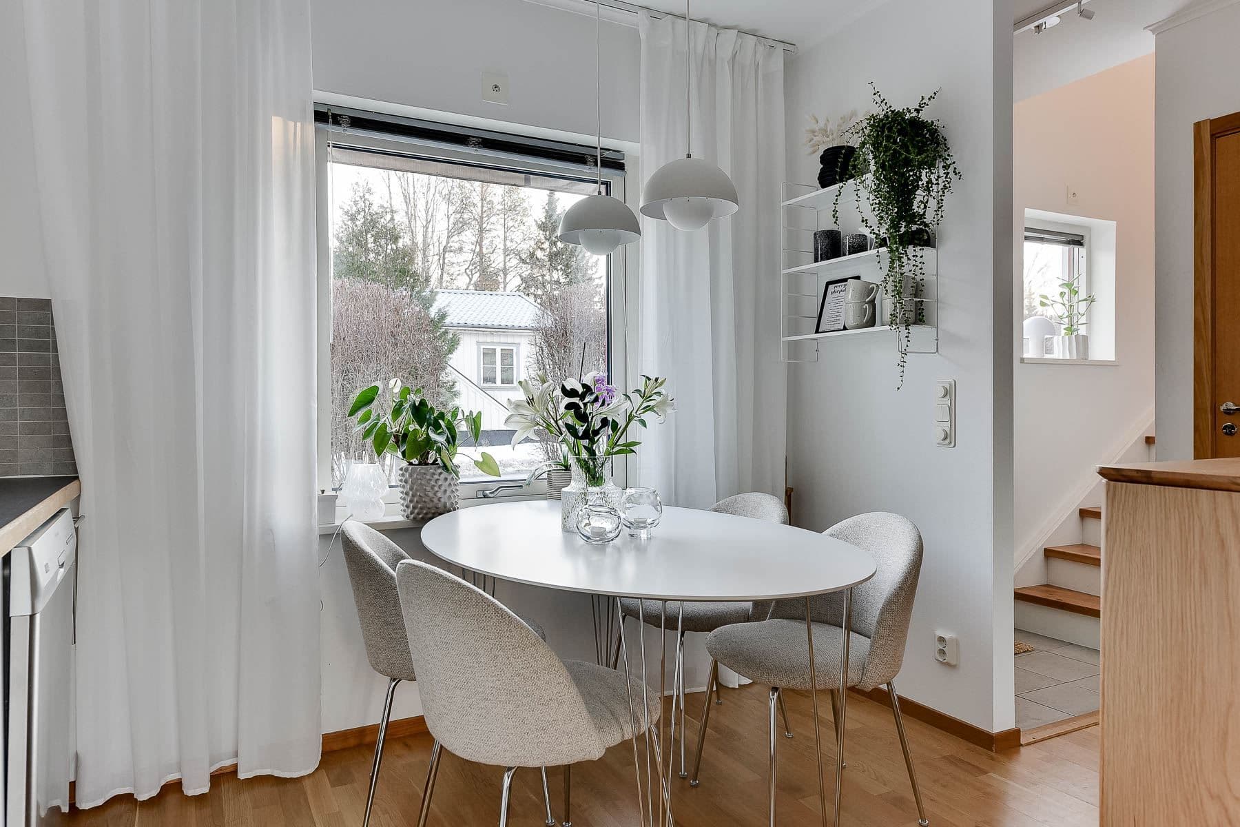 Kök med matplats