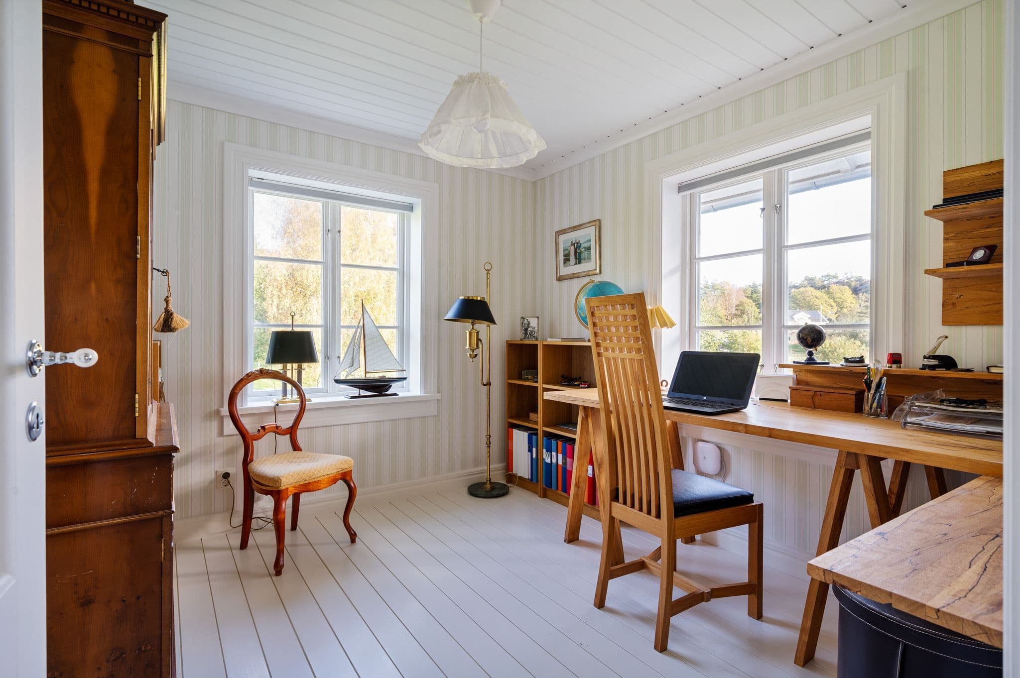 Mangårdsbyggnad