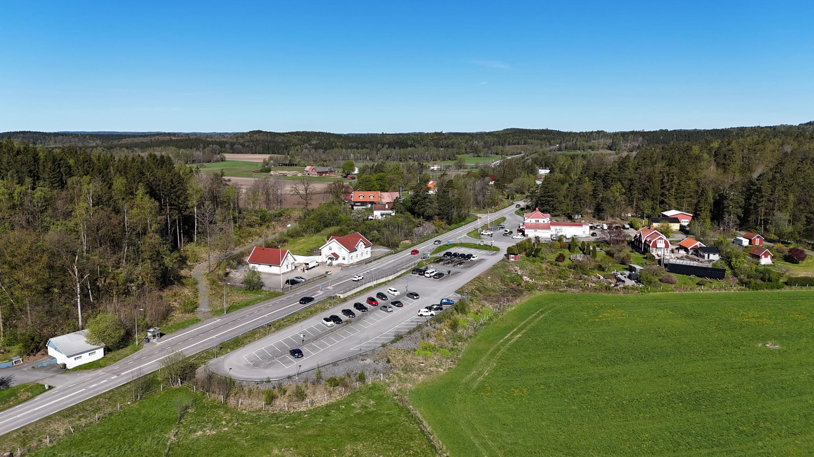 Närmsta granne med stor pendelparkering