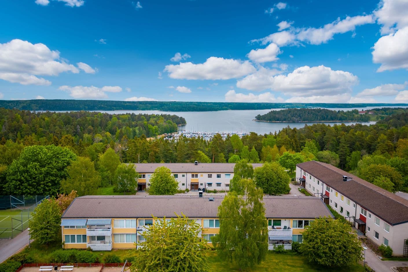 Lojovägen 24