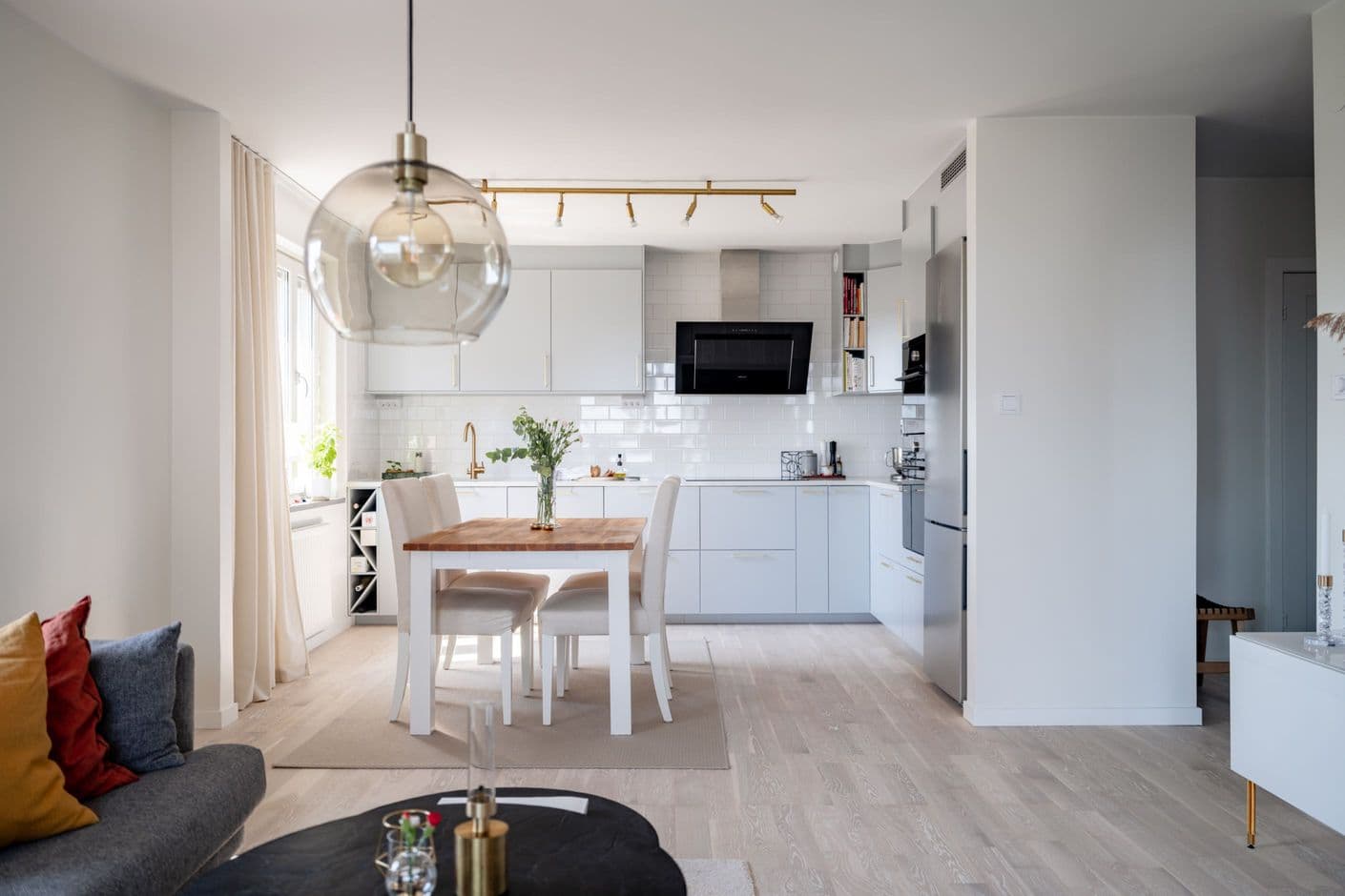 Källängsvägen 9