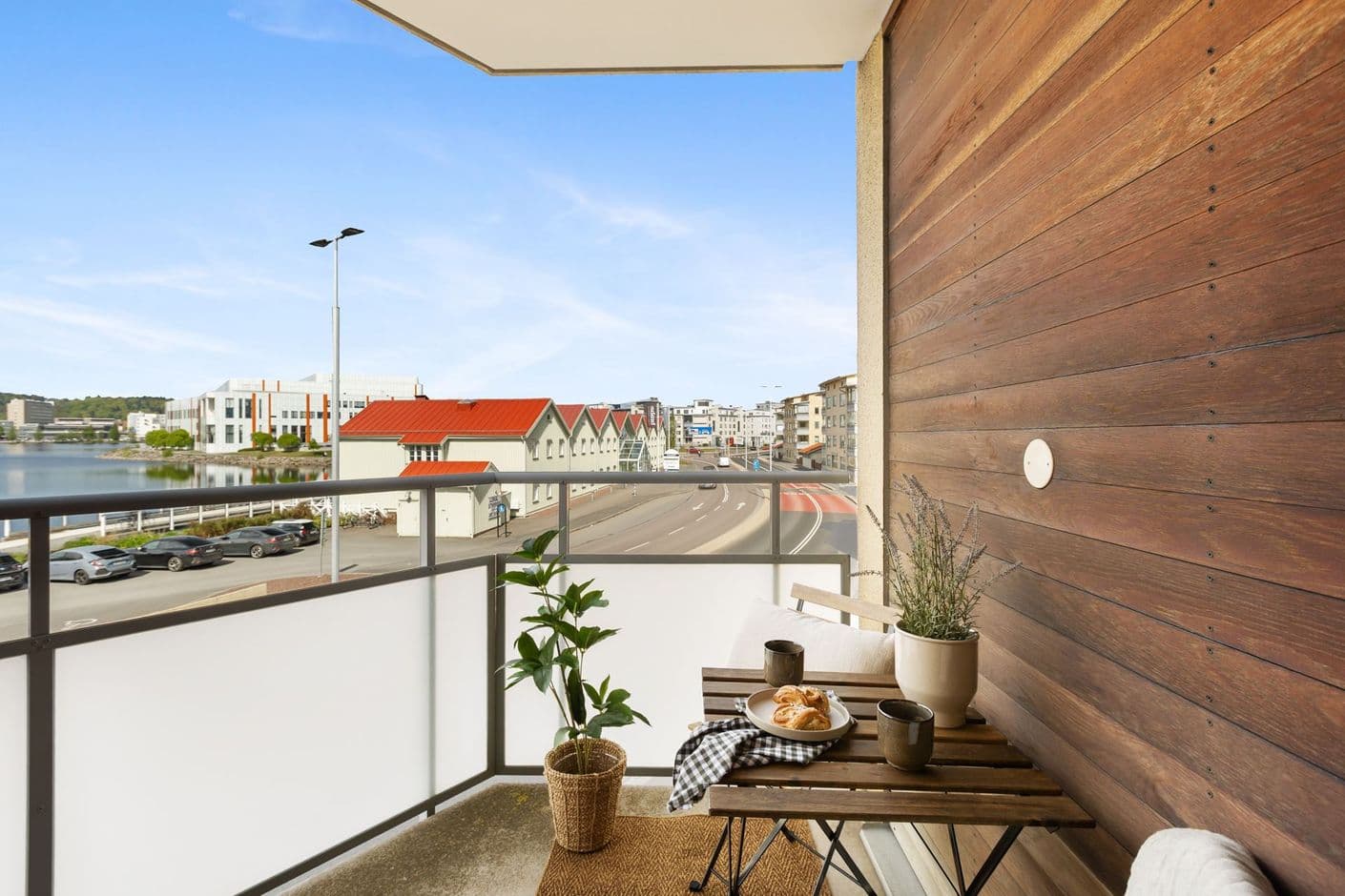 Västra Holmgatan 24A