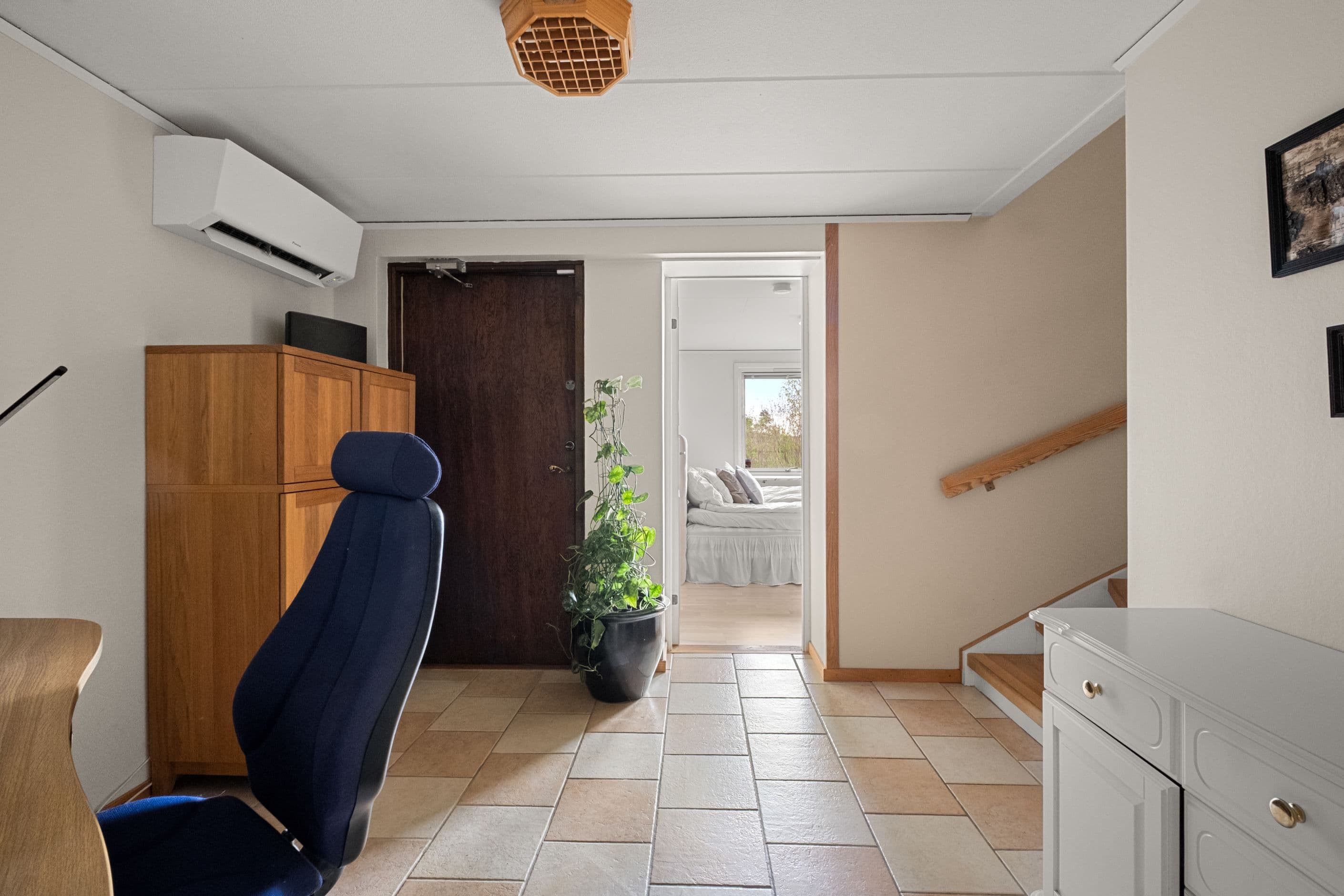Hall