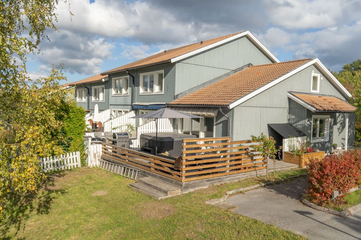 Holmbodavägen 83