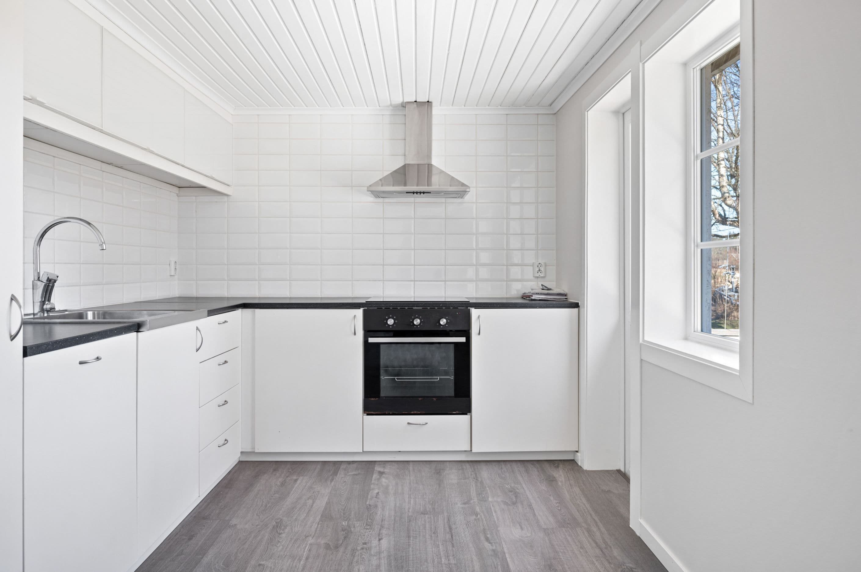 Kök med utgång till altanen