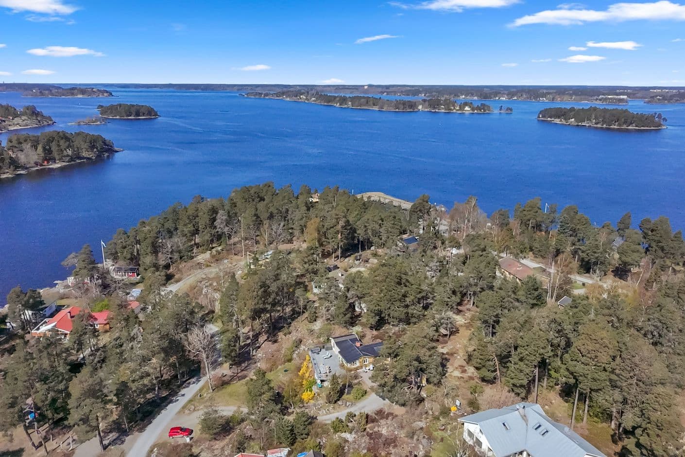 Sjöallén 12
