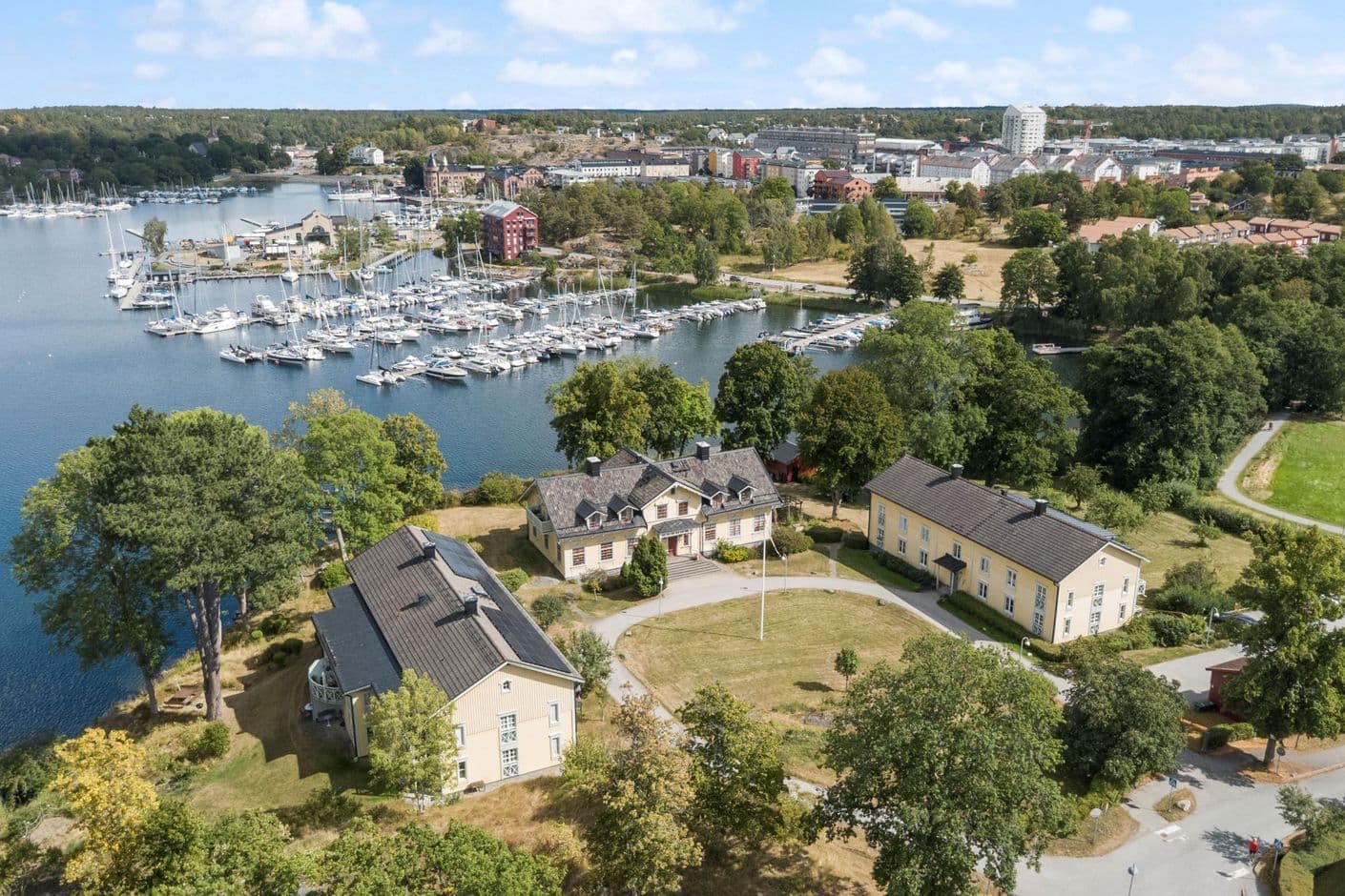 Farsta slottsväg 2