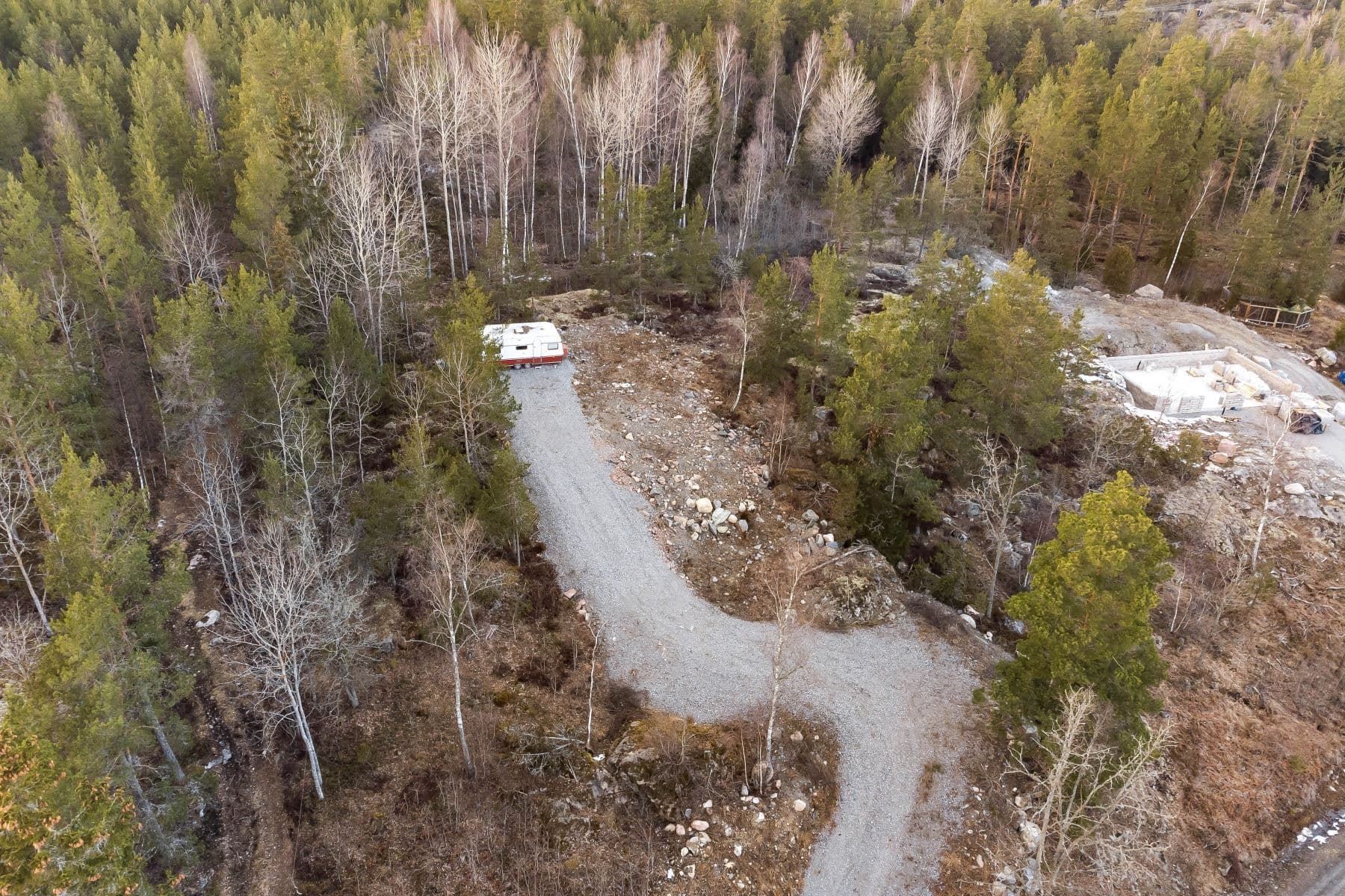 Bo granne med skog och natur