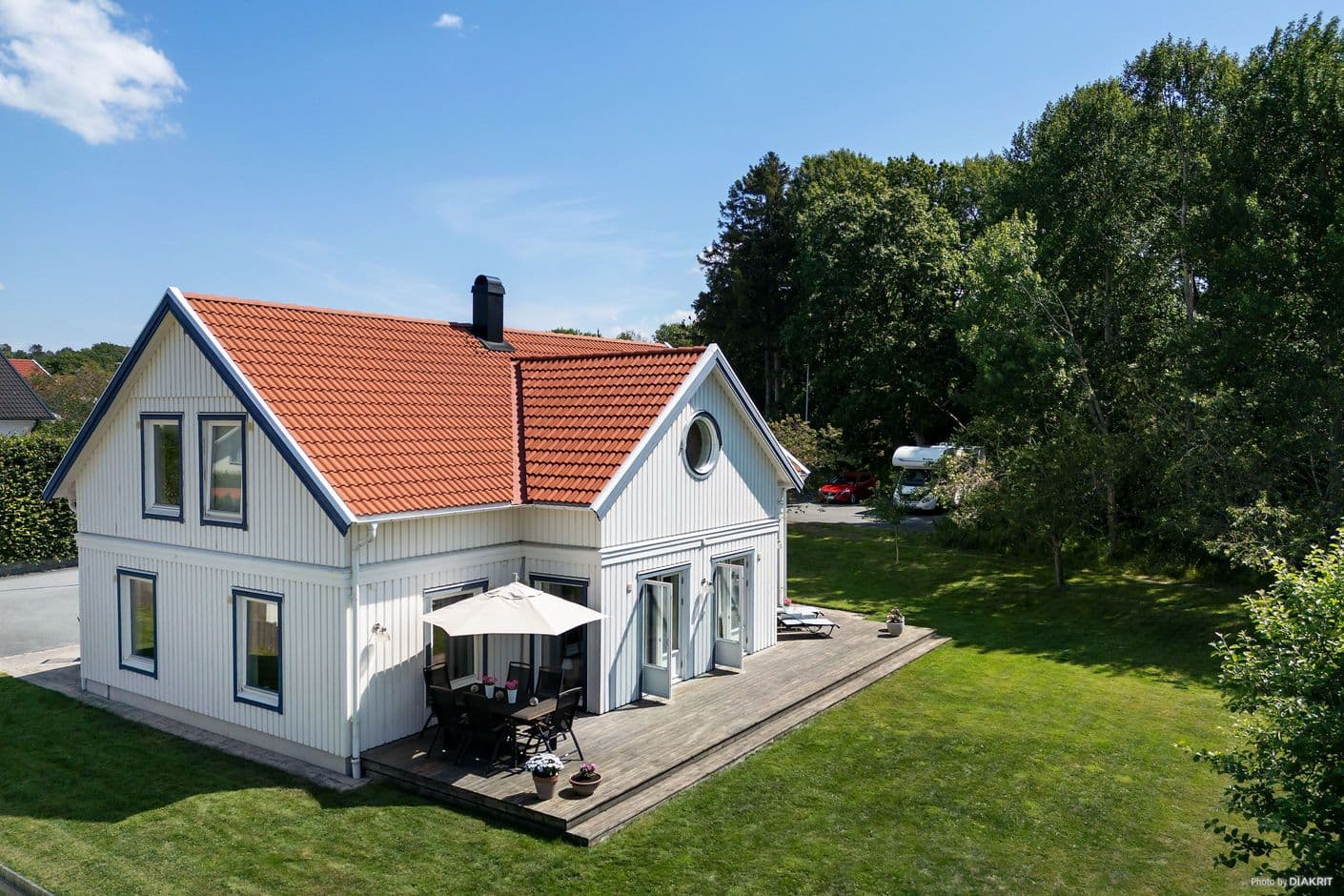 Låssby äng 9