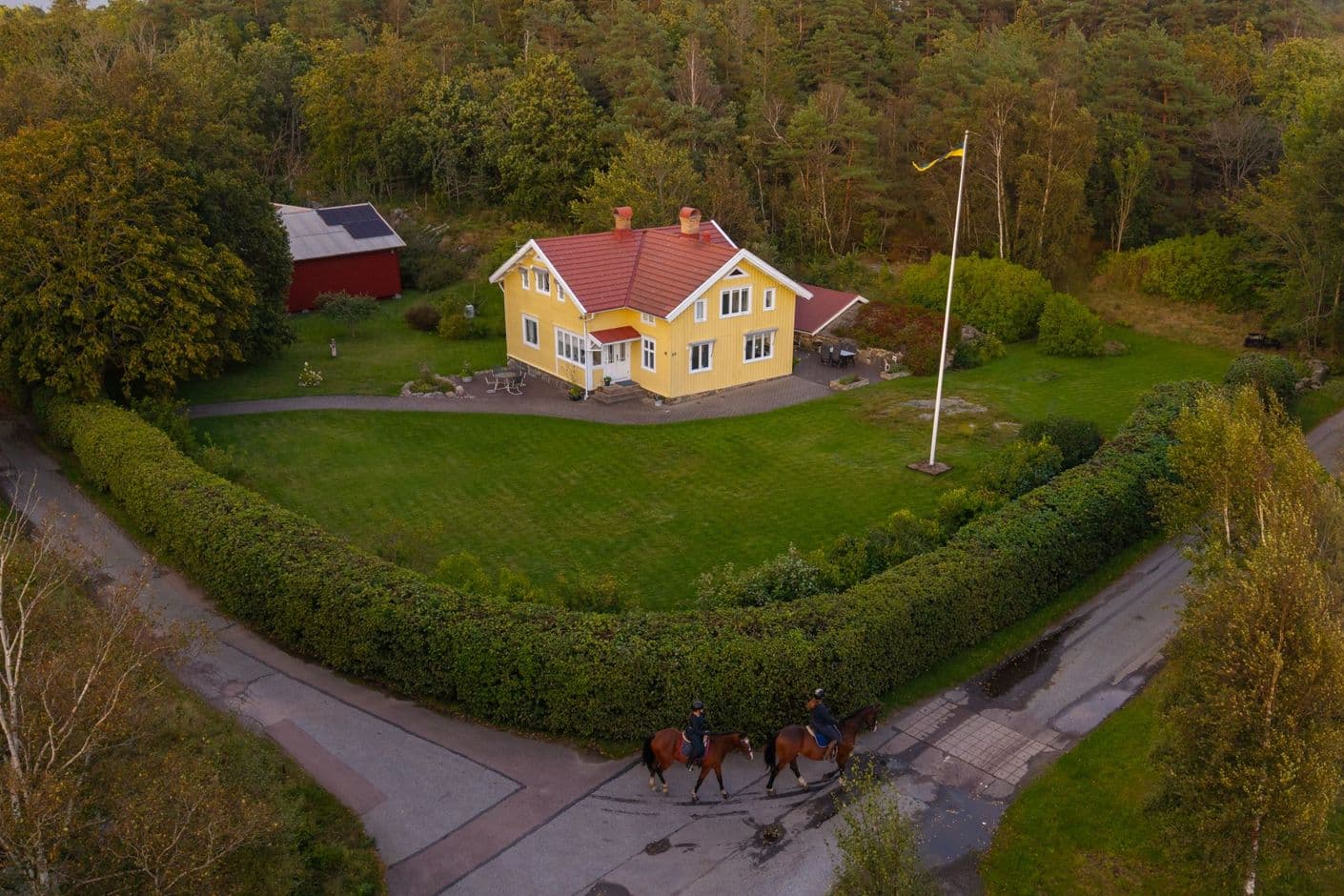 Södra Låssbyvägen 35