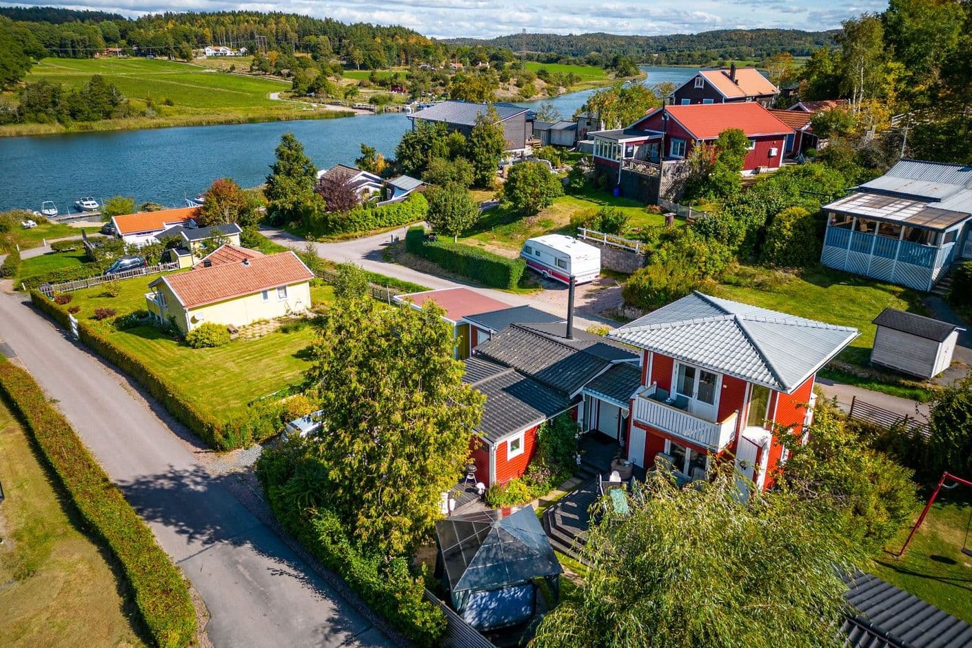 Tomtebacken 27