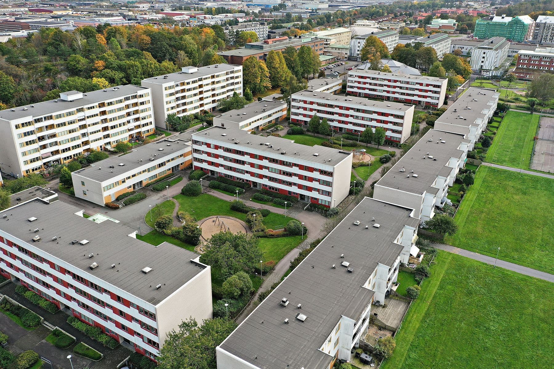 Trevlig bostadsförening med många härliga grönområden