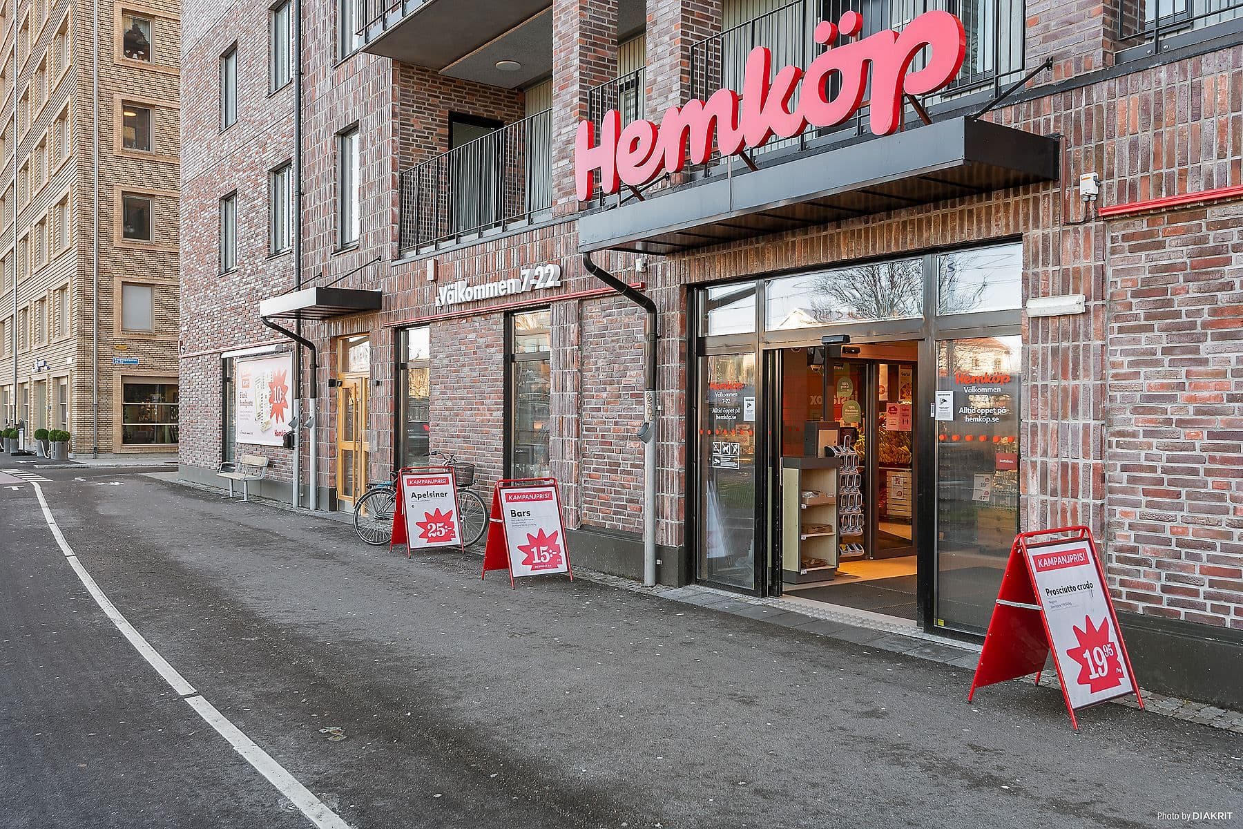 Mataffär i samma hus