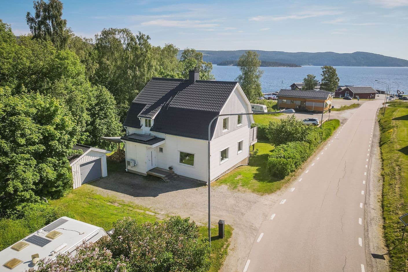 Köpmanholmsvägen 8