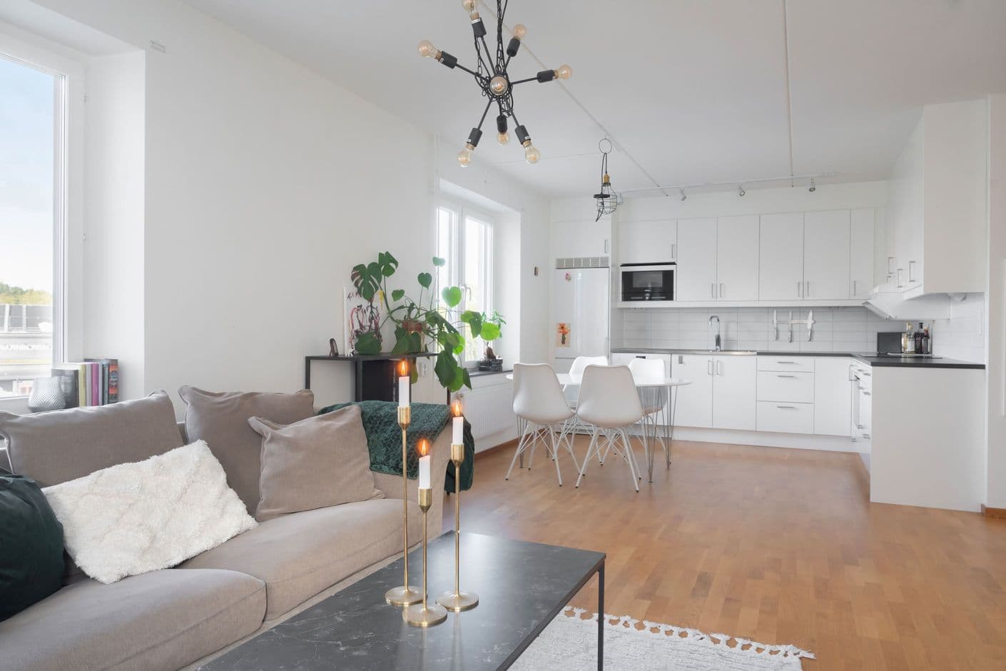 Gamlegårdsvägen 16