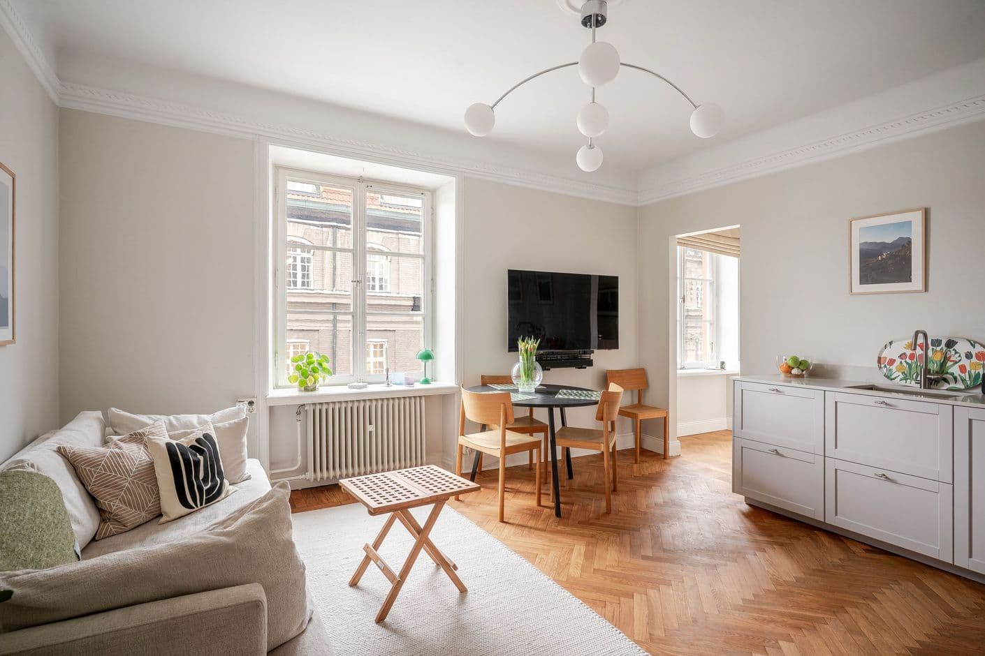 Artillerigatan 75,4 tr