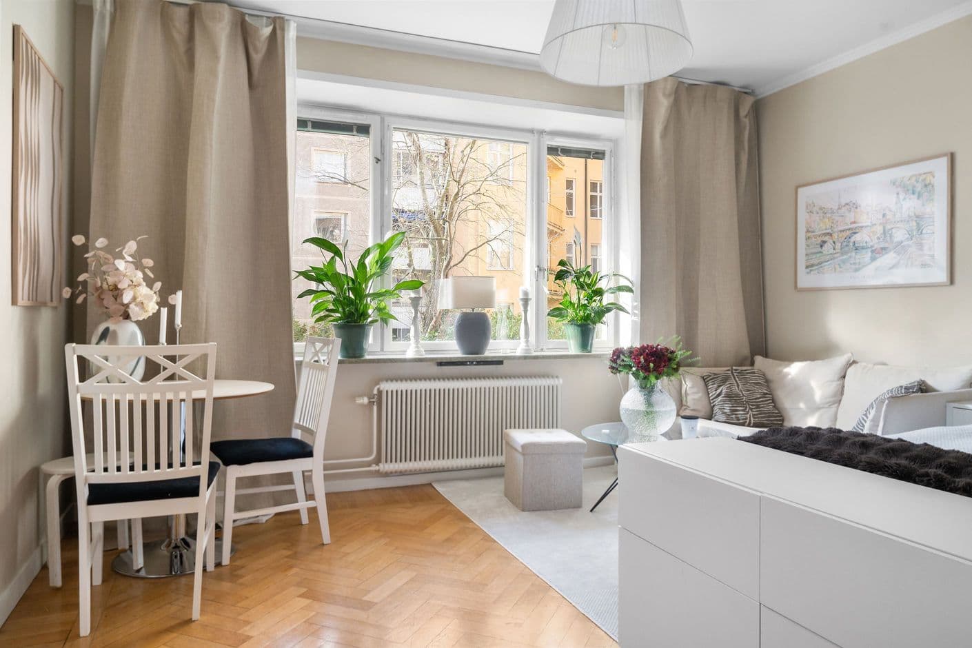 Artillerigatan 33